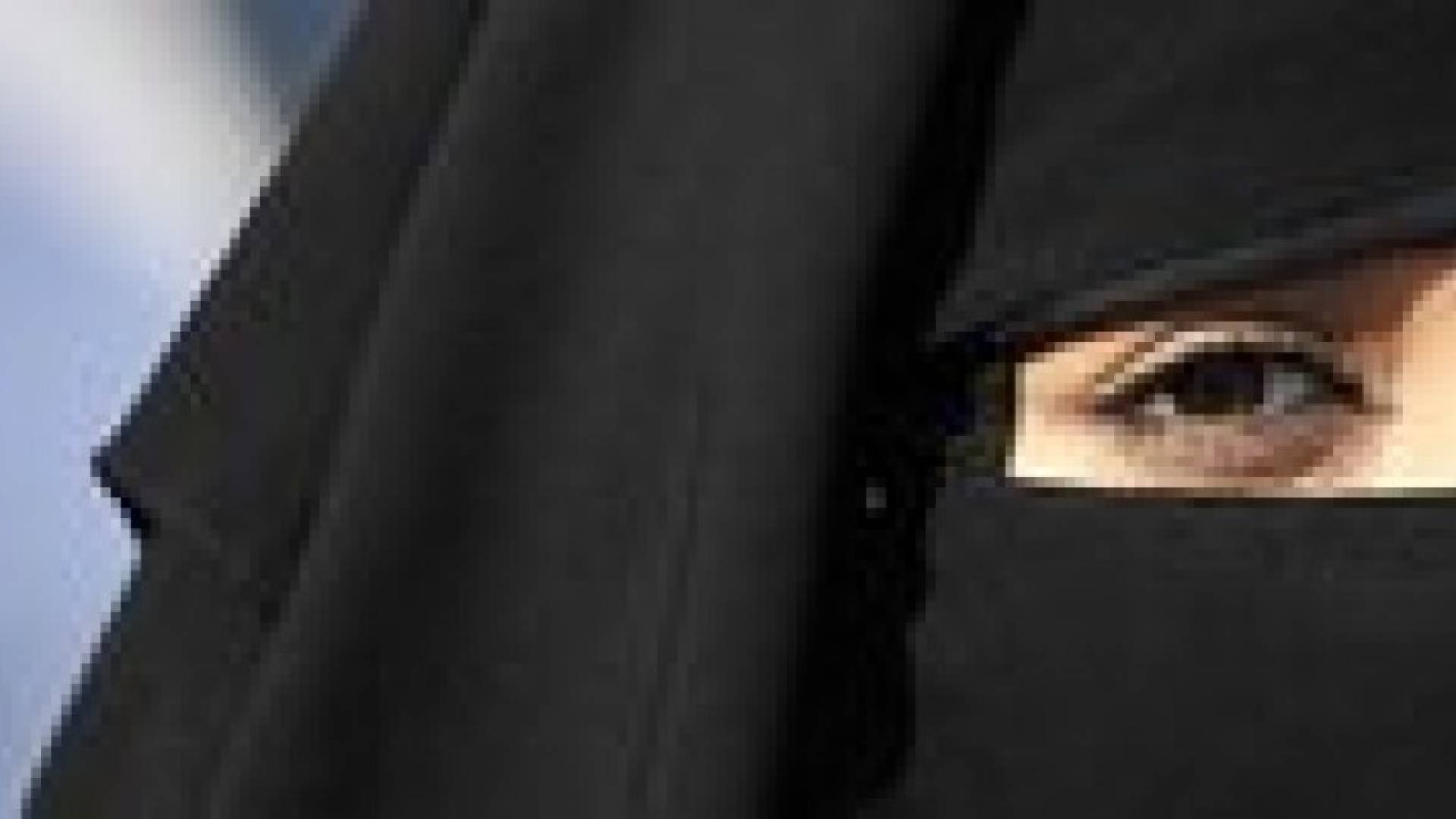 المحكمة الاوروبية لحقوق الانسان تصادق على قرار فرنسا حظر النقاب والبرقع