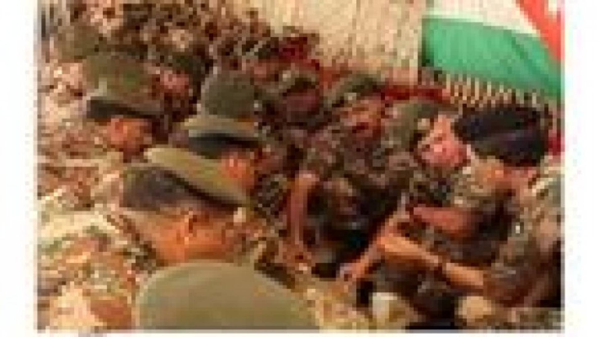 الملك يفطر مع القوات المسلحة