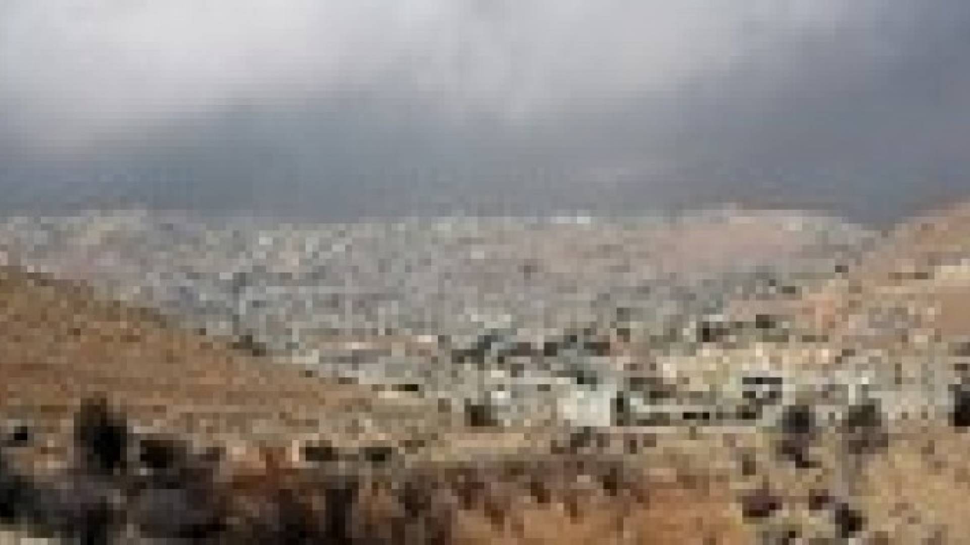 غارات سورية على عرسال اللبنانية