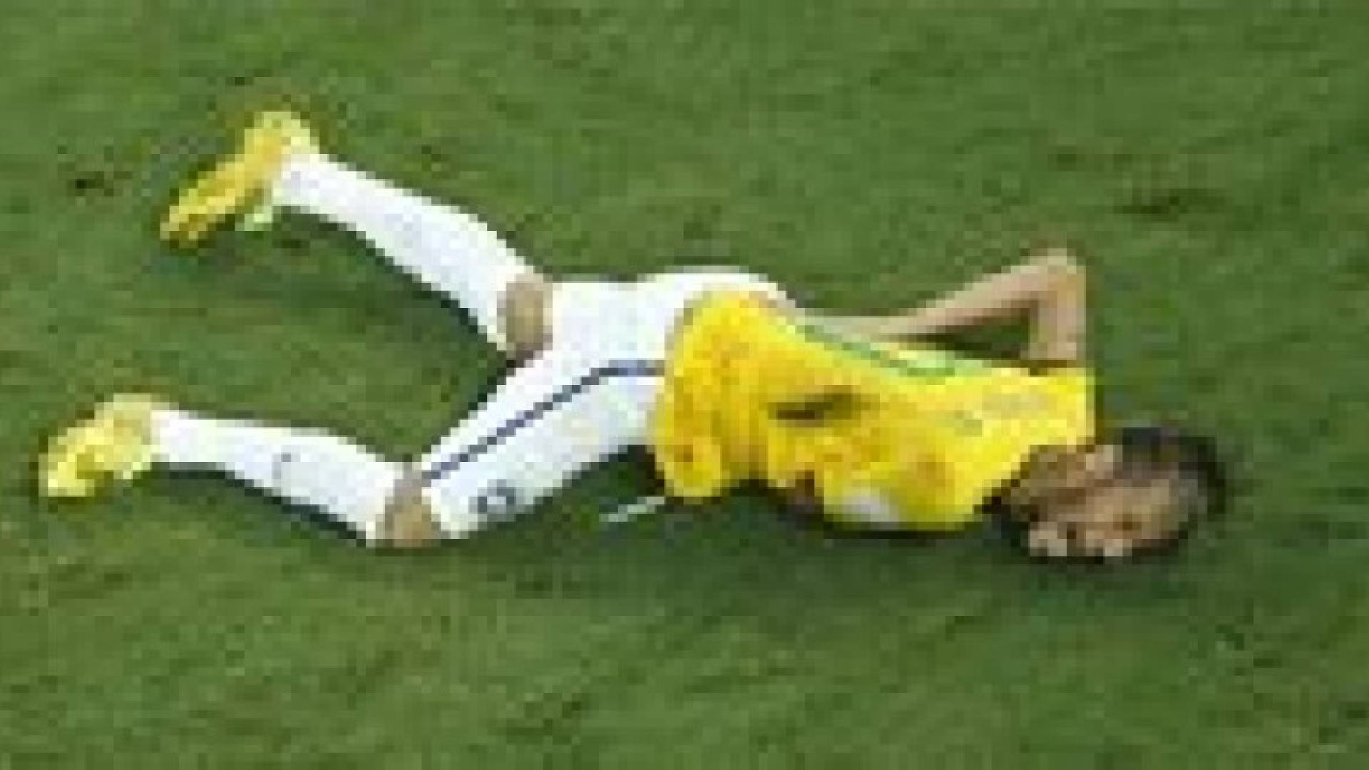 فصل ممرضة صورت نيمار أثناء وصوله المستشفى