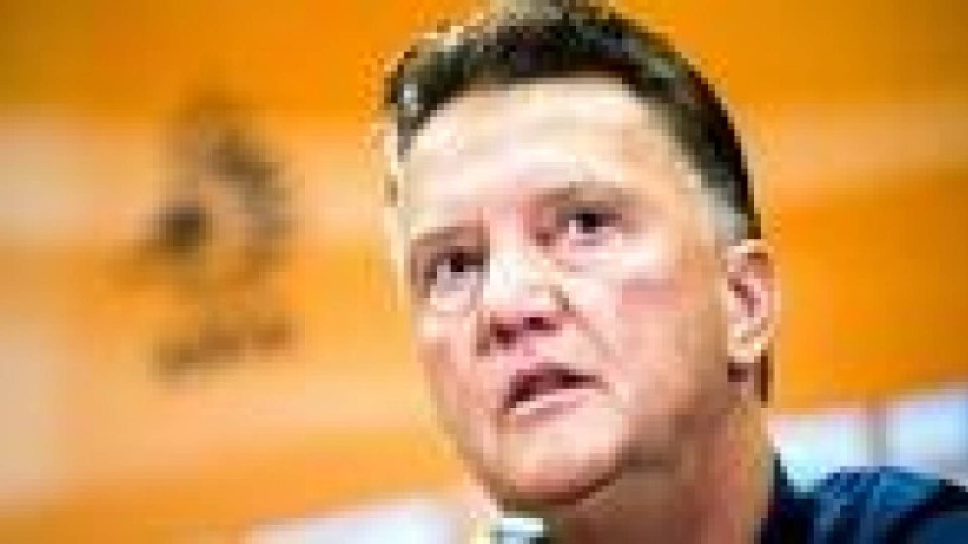 مدرب هولندا يشعر بالندم