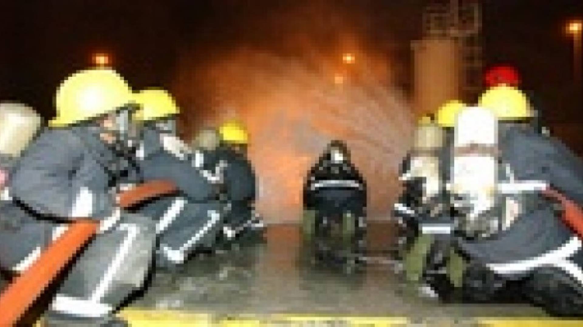 إخماد حريق (3) مستودعات تابعة لإحدى المناجر في محافظة العاصمة