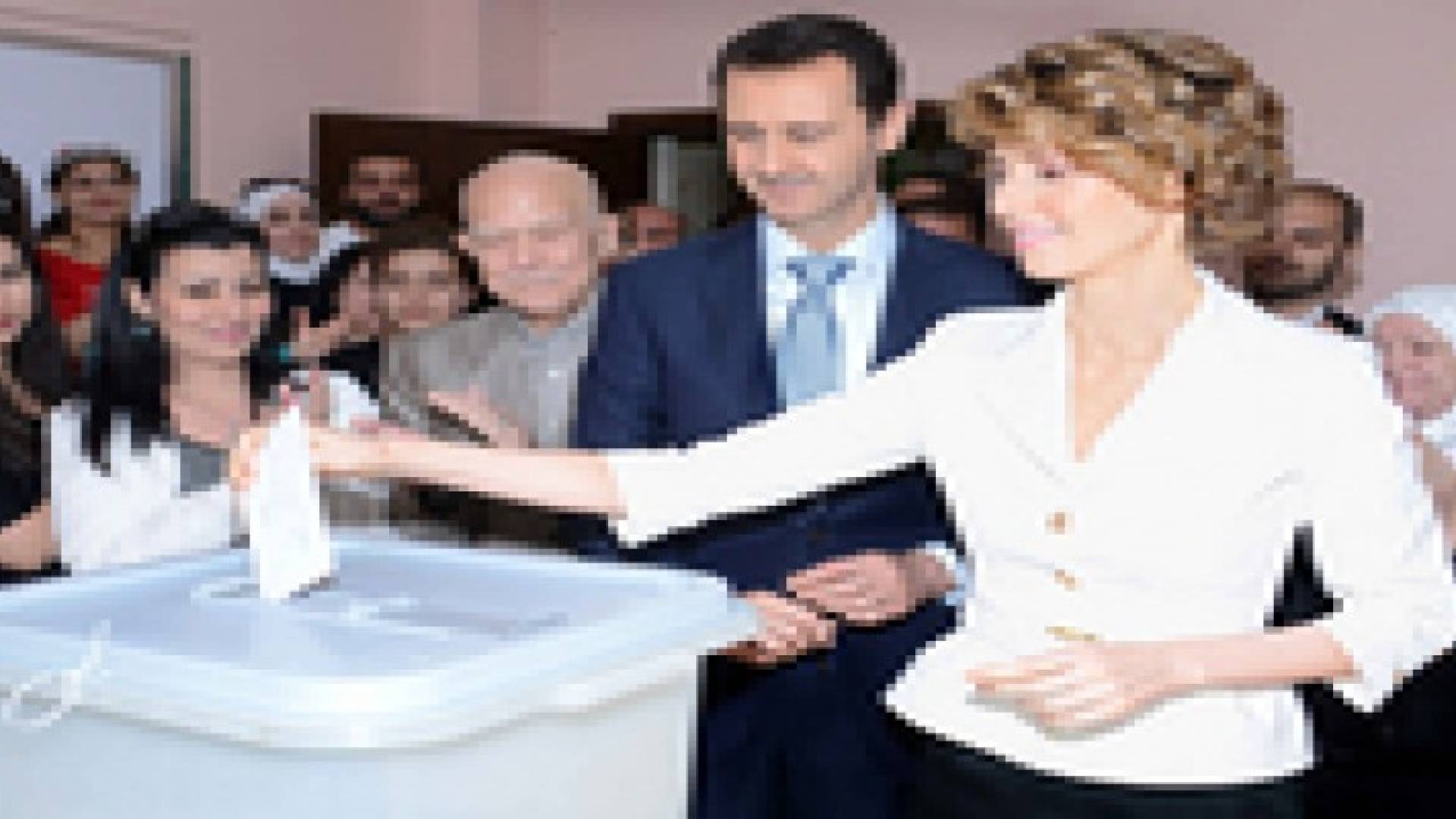الأسد بعد قسم اليمين المرتقب سيطرح نفسه “حصنا” ضد الارهاب وراعي المصالحة السورية