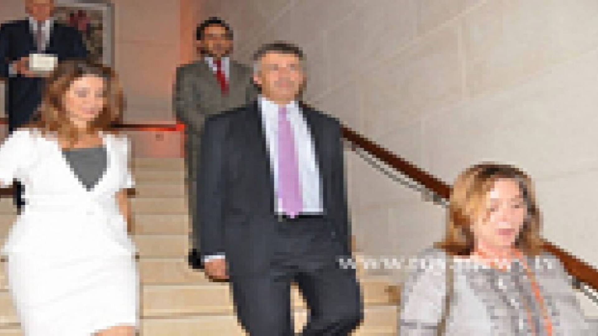 الأميرة سمية بنت الحسن تفتتح تحف البتراء معجزة الصحراء .. صور