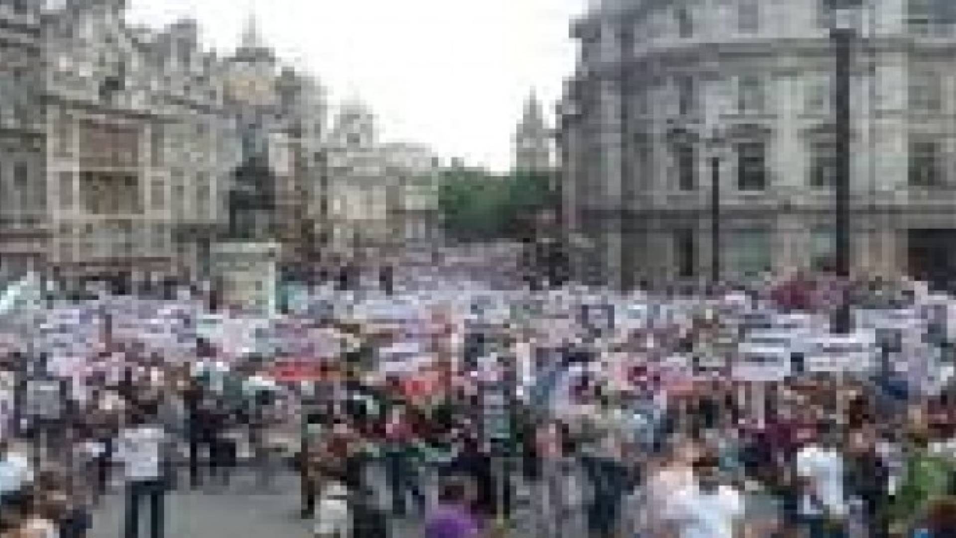 الجاليات العربية في اوروبا تنتفض لأجل غزة .. صور