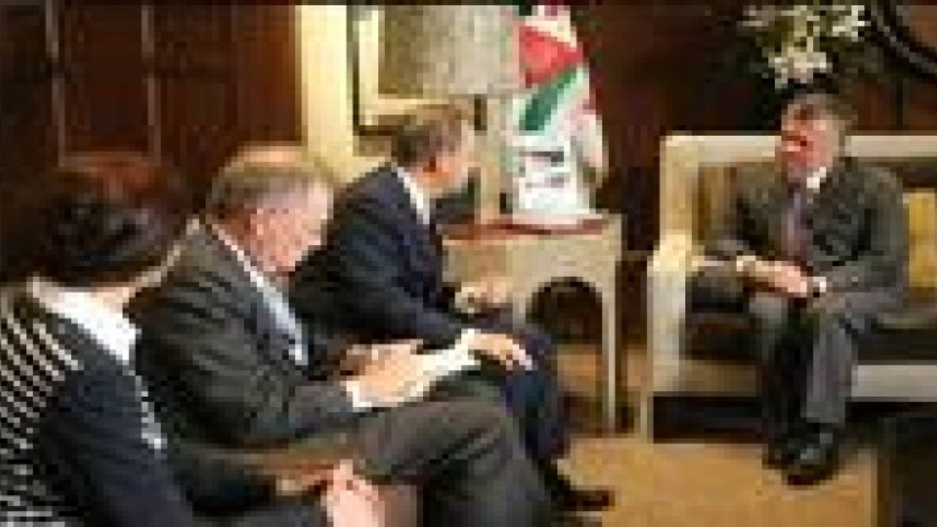 جلالة الملك عبدالله الثاني يلتقي الأمين العام للأمم المتحدة بان كي مون في قصر الحسينية