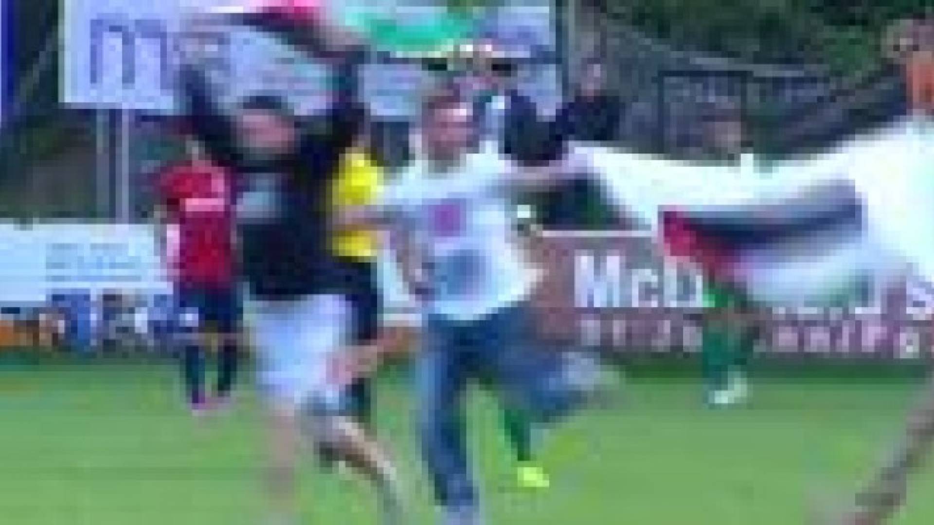 ضرب لاعبي " مكابي حيفا " في فرنسا .. صور