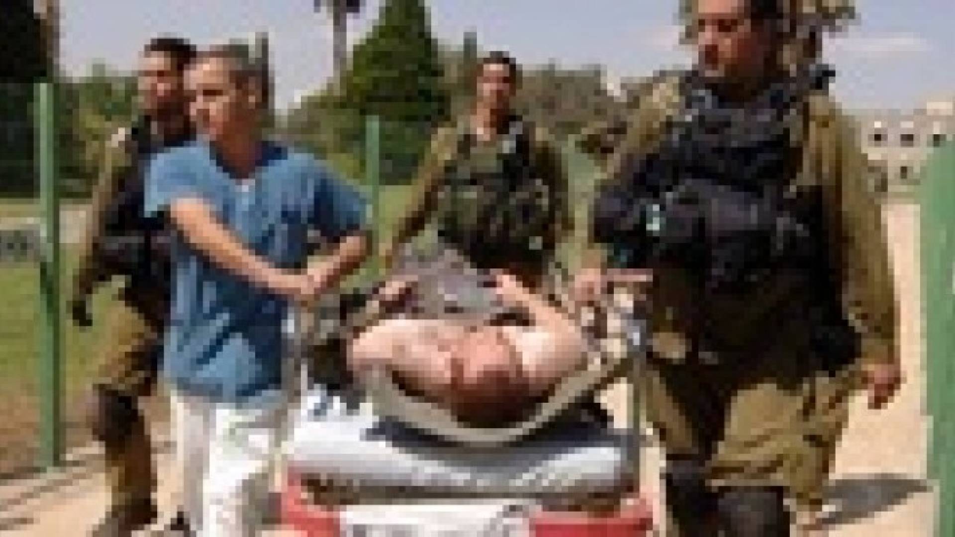 اصابة 9 مستوطنين بجروح في قصف صاروخي على تل أبيب