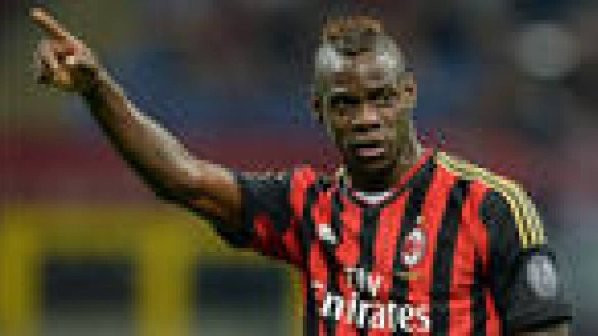 جالياني يؤكد بقاء بالوتيلي في ميلان