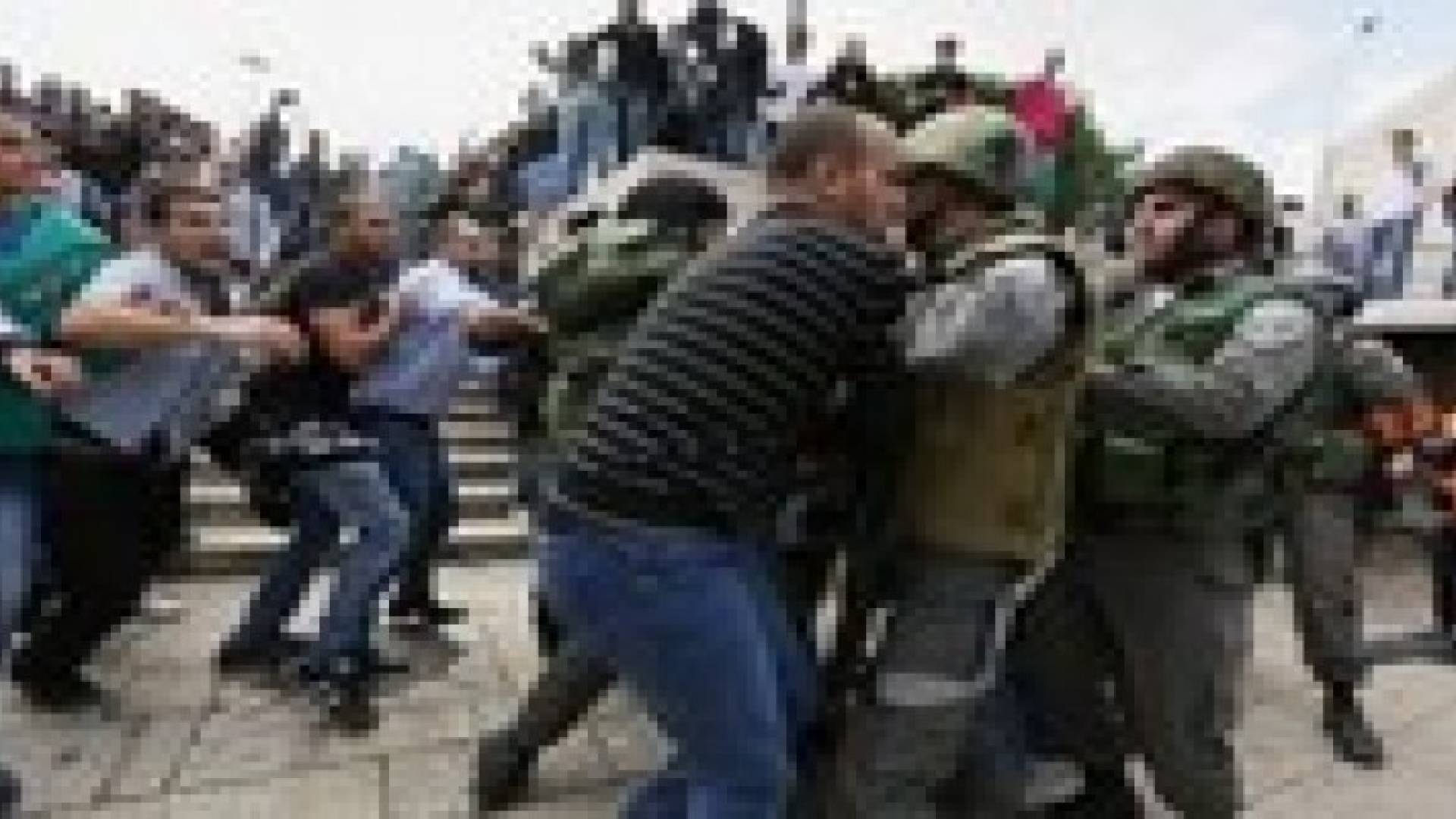 إصابة 5 فلسطينيين برصاص الجيش الإسرائيلي قرب الخليل