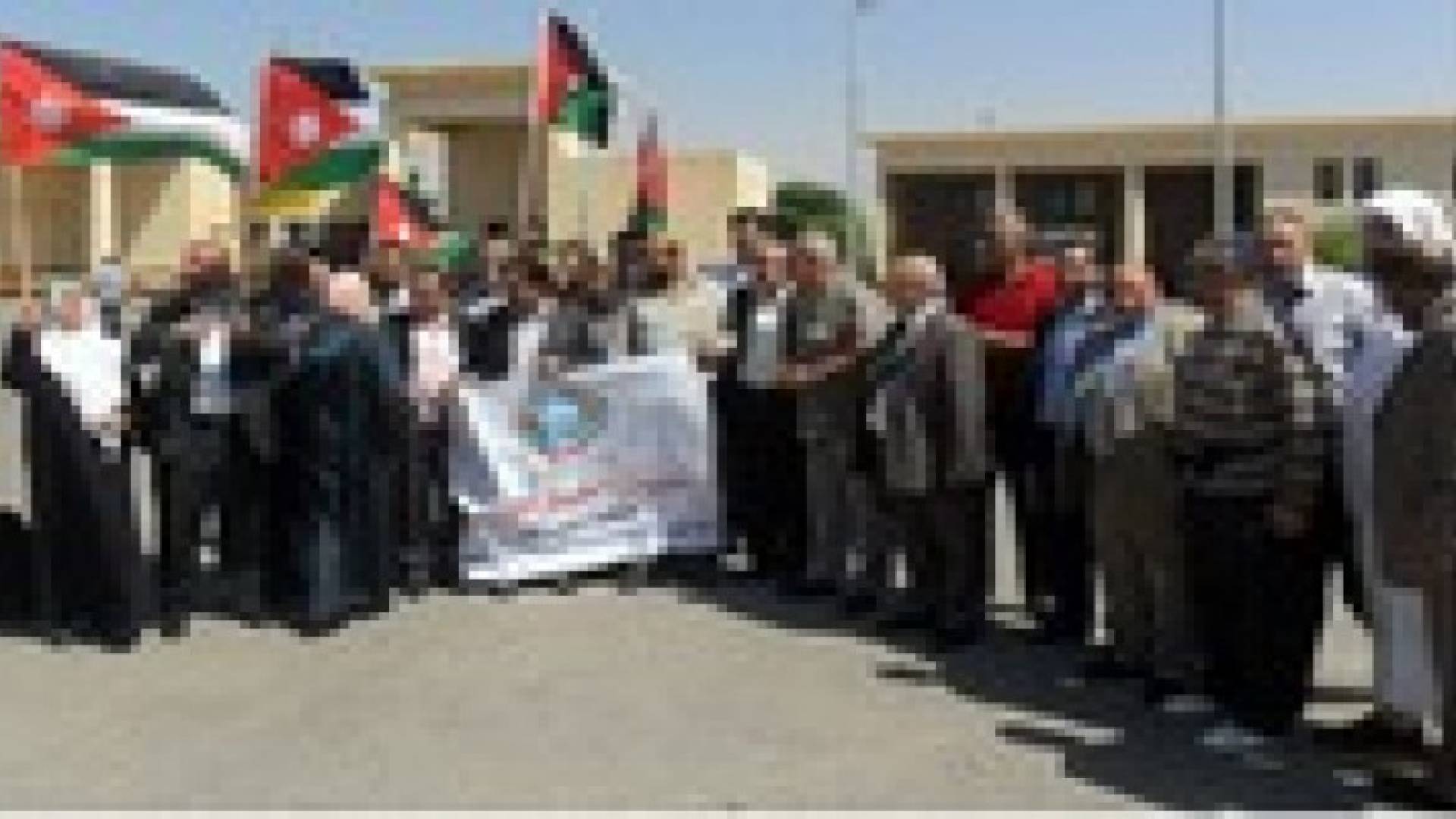 شريان الحياة الاردنية تصل غزة بمساعدات قيمتها 350 الف دولار