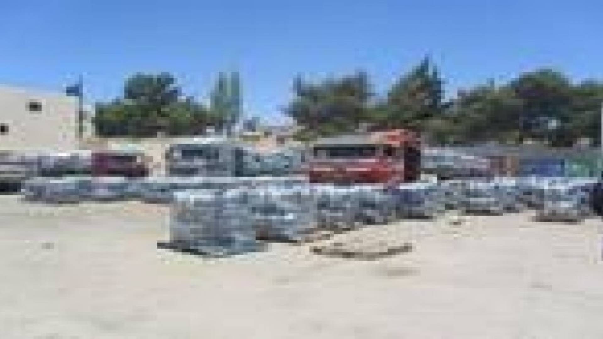 الهيئة الهاشمية الخيرية تسير قافلة مساعدات لغزة