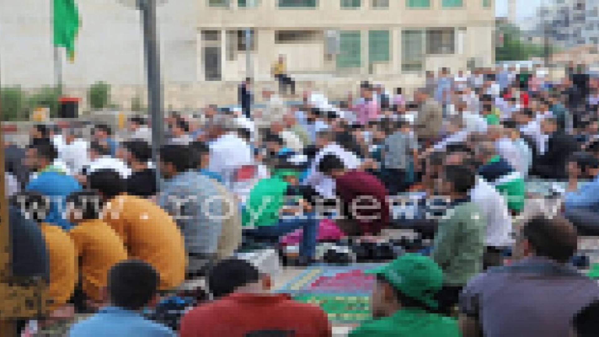 بالصور : التطورات في فلسطين المحتلة أول أيام العيد