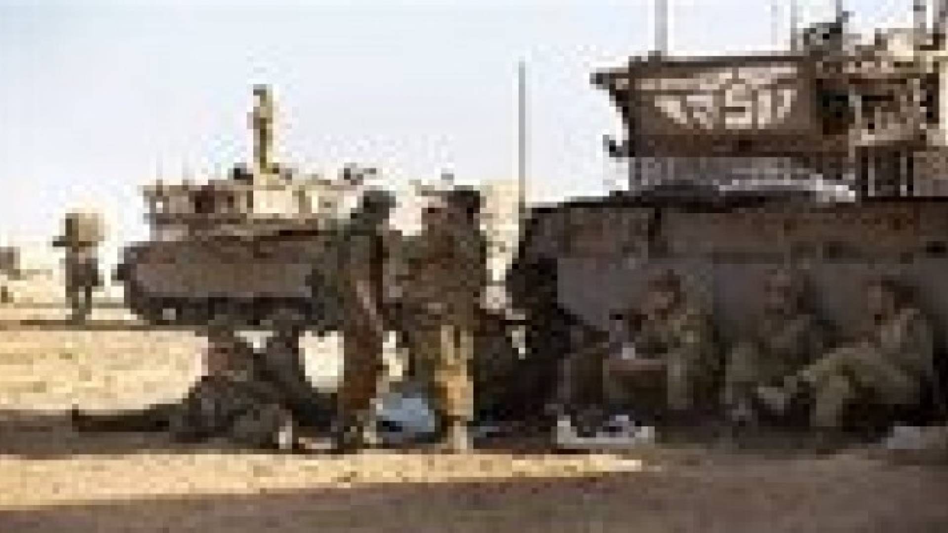 الاحتلال يشن هجوما بريا على الشجاعية وبيت حانون وخان يونس
