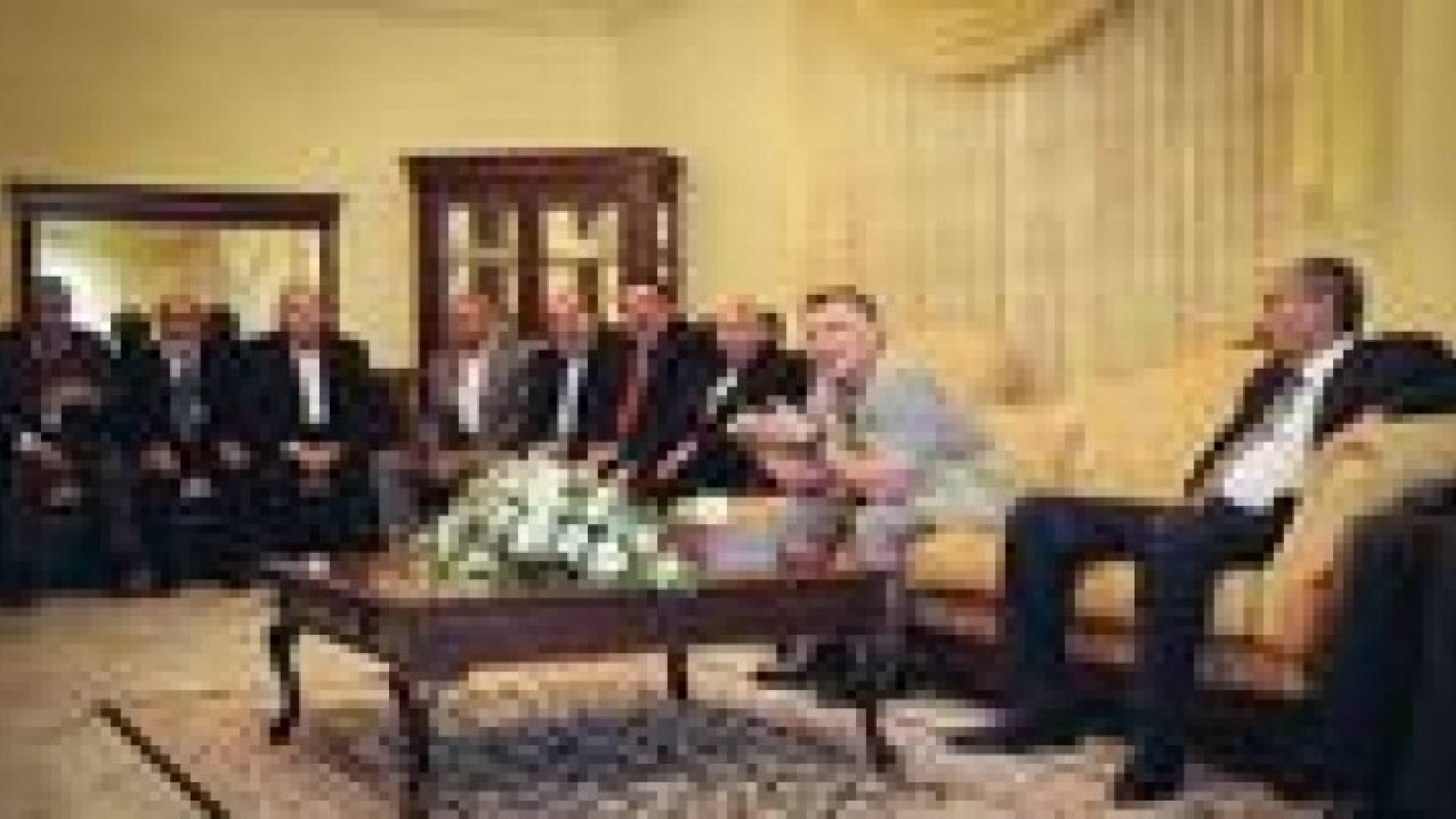 الملك يلتقي متقاعدين عسكريين في بالمفرق