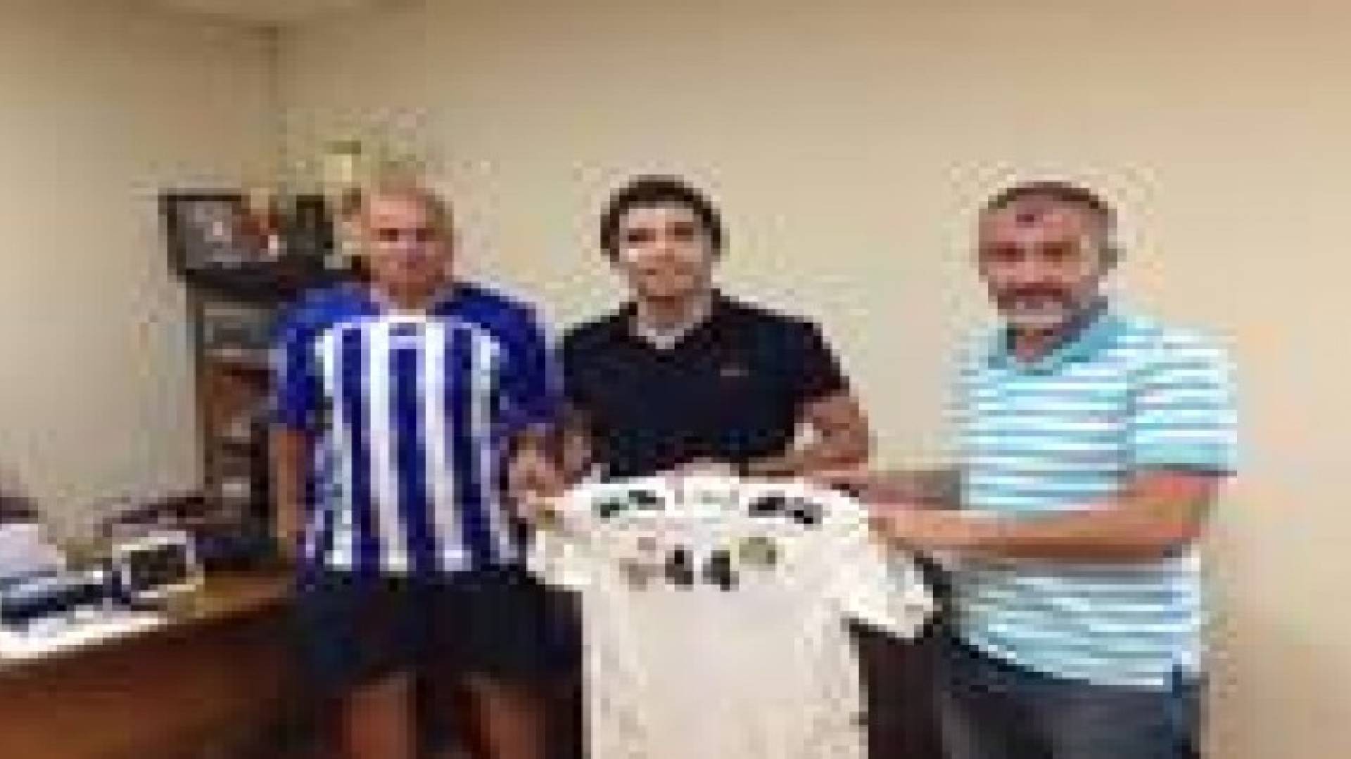 زيد جابر ينهي عقده مع الرفاع ويوقع رسميا للأهلي