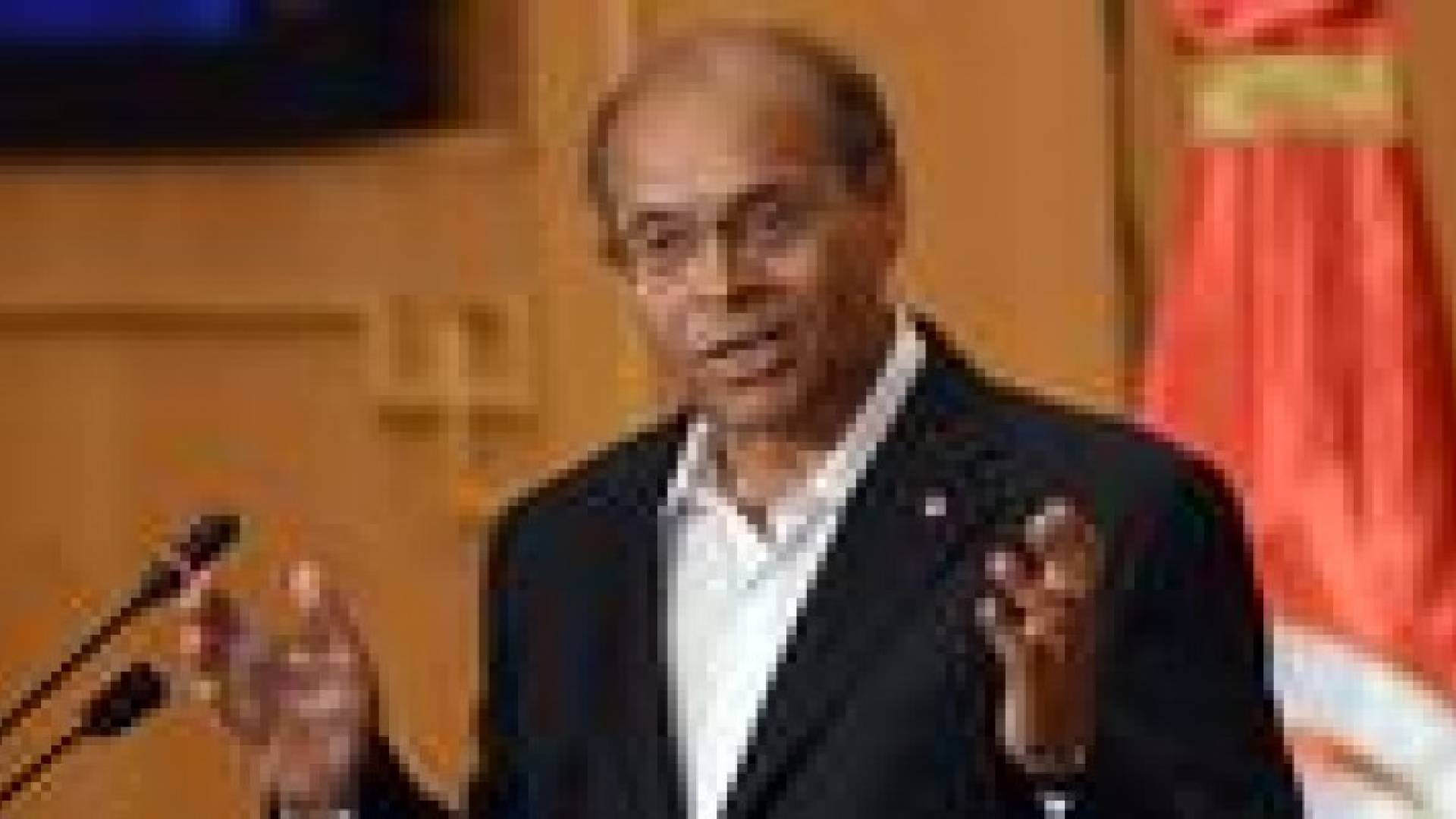 الرئيس التونسي : ناشدت كافة الزعماء العرب لعقد قمة حول العدوان على غزة ولكنهم رفضوا