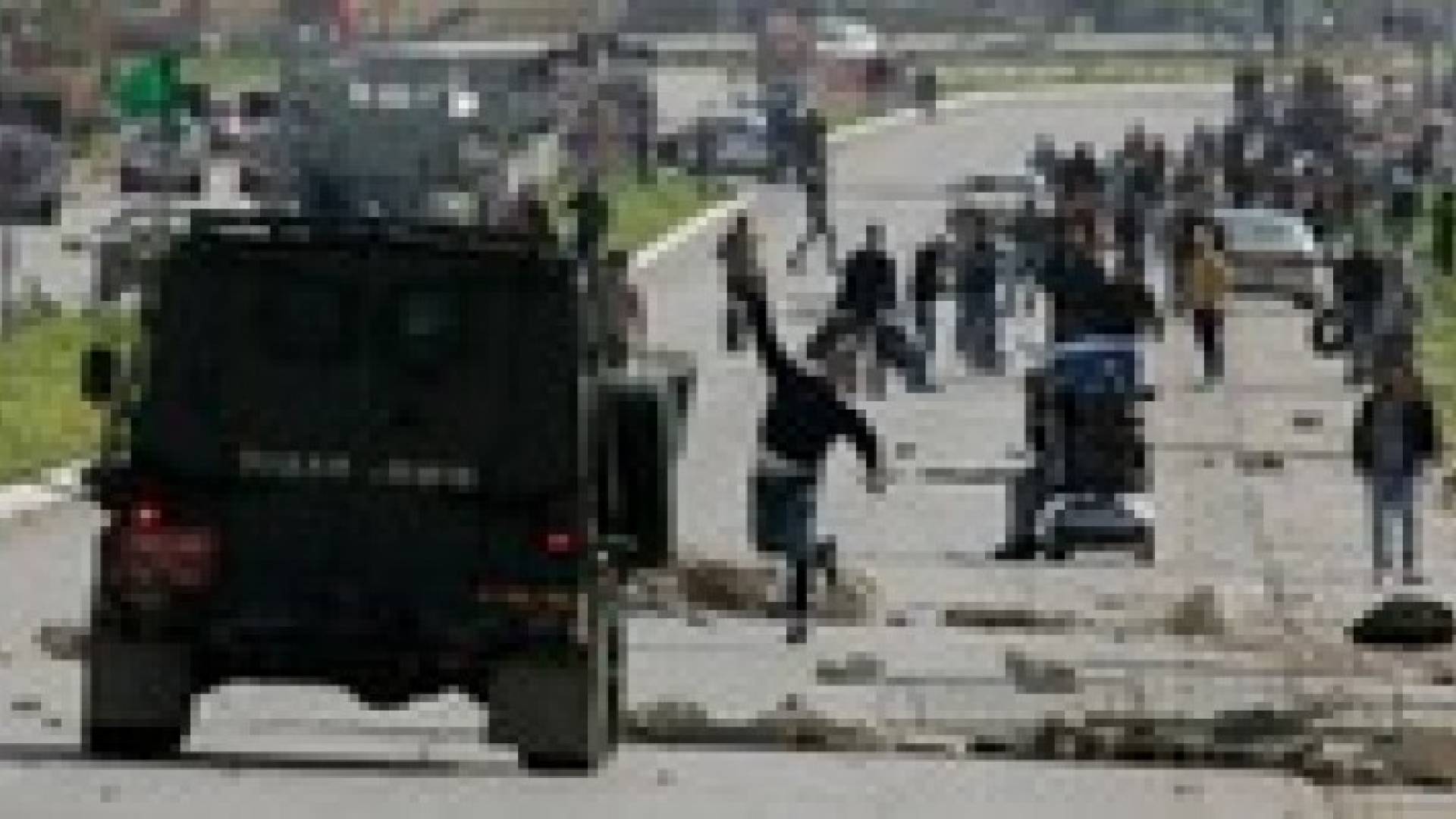 مواجهات وإصابات بالاختناق على حاجز "الجلمة" شرق جنين