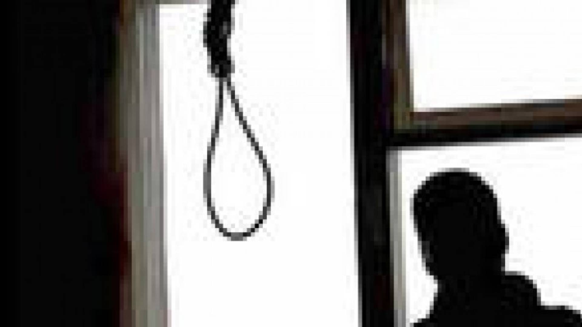 العثور على جثة فتى معلقة في منزل بدير ابي سعيد