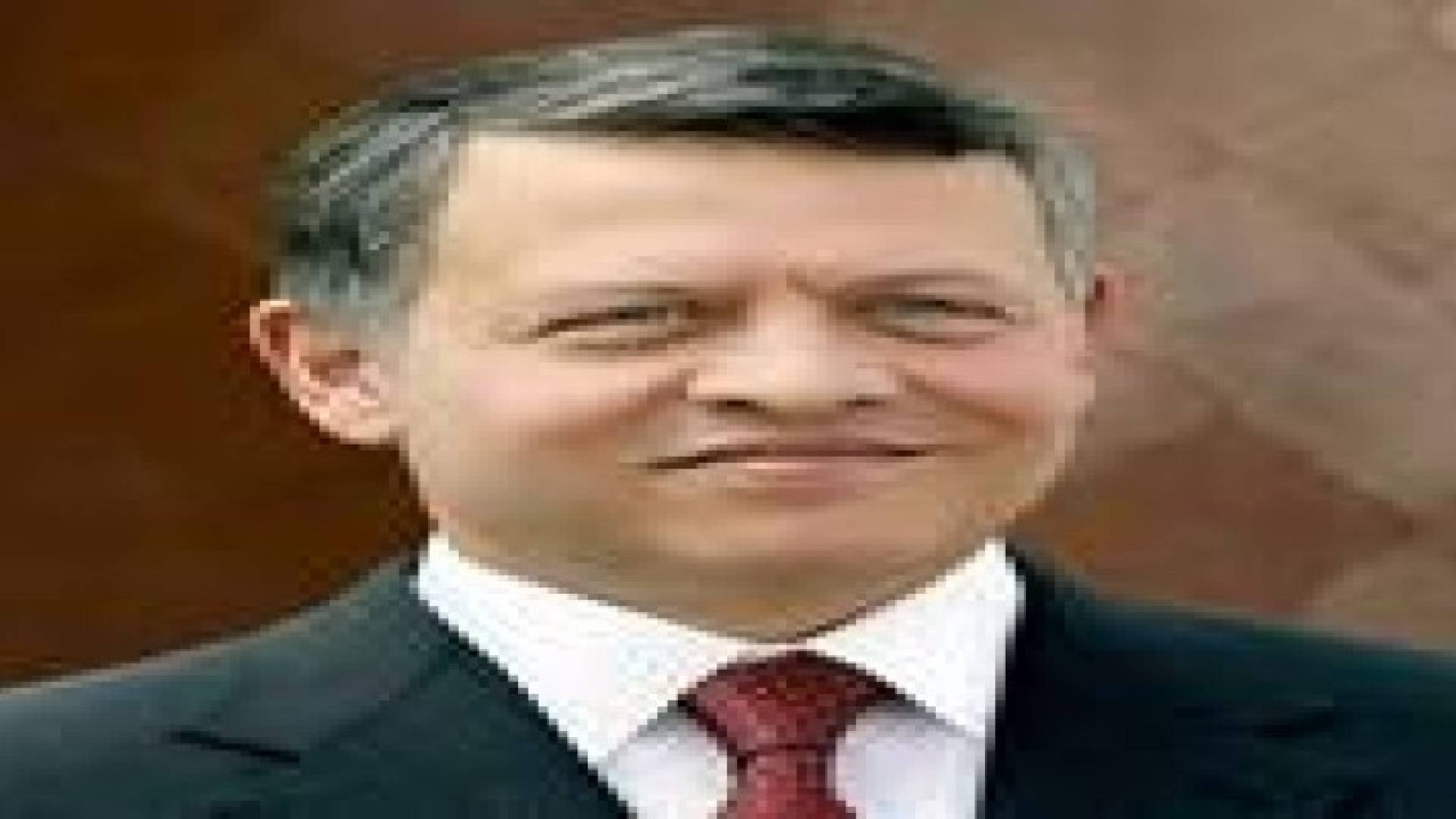 الملك يوجه الحكومة لتفعيل وزارة الدفاع