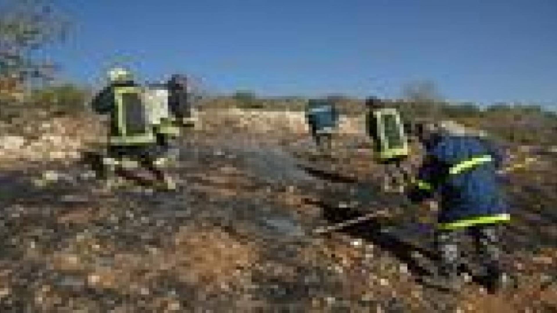 إخماد حريق أعشاب جافة وأشجار مثمرة في محافظة المفرق