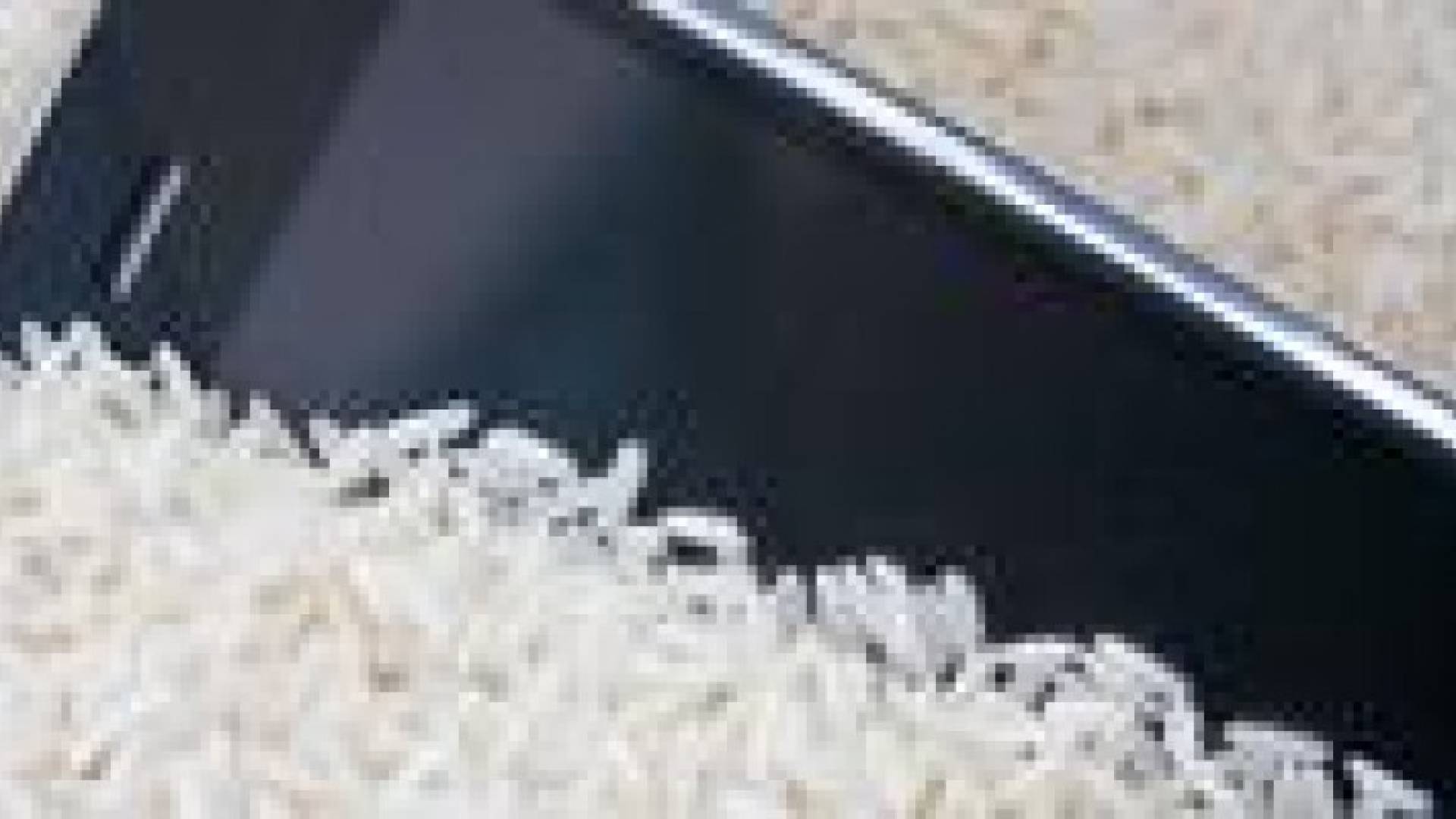 كيف يتم إنقاذ الهاتف الذكي بعد سقوطه في الماء؟