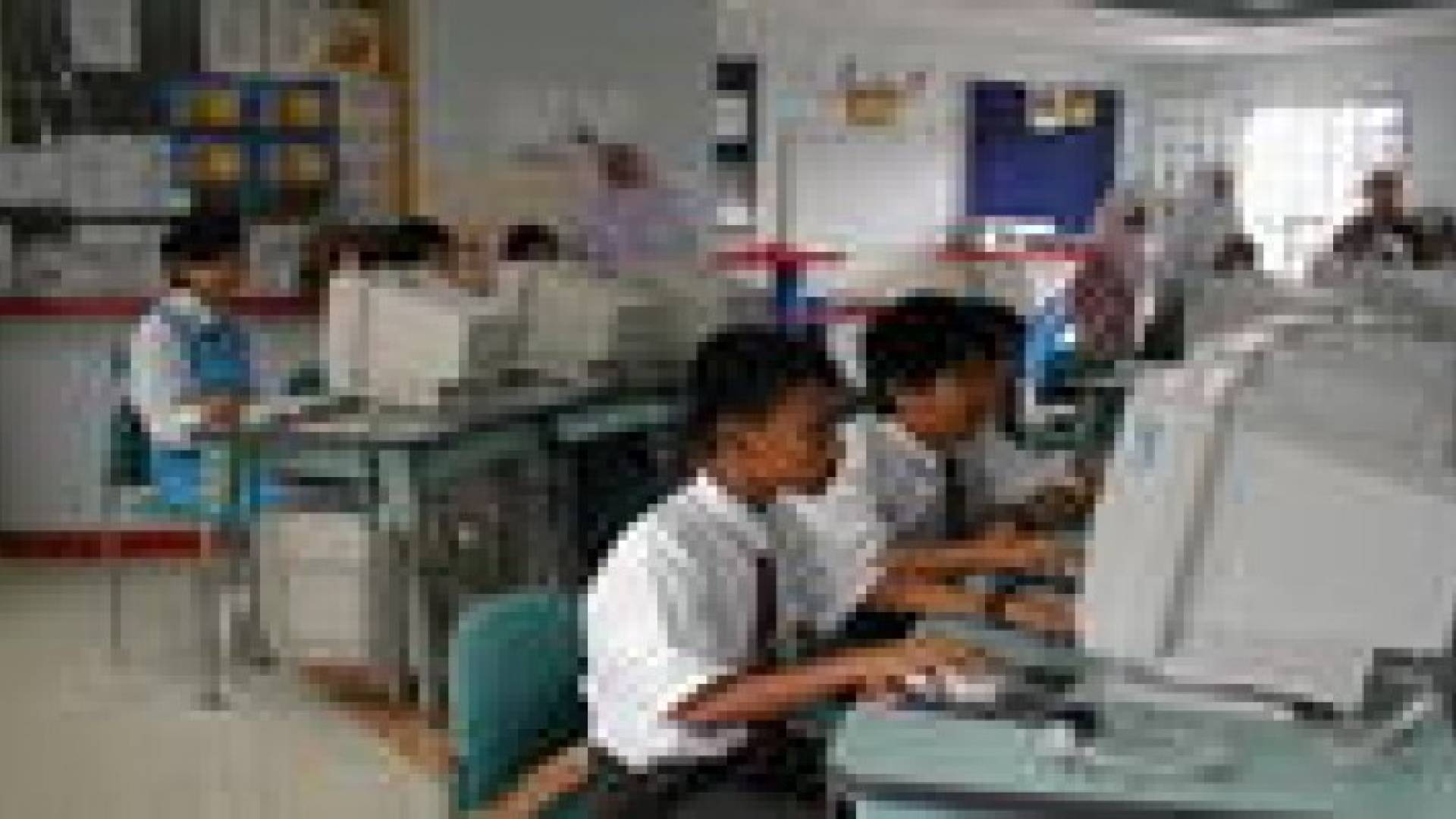 تحقيق مع طالب ماليزي ضغط "لايك" على رسالة مؤيدة للاحتلال