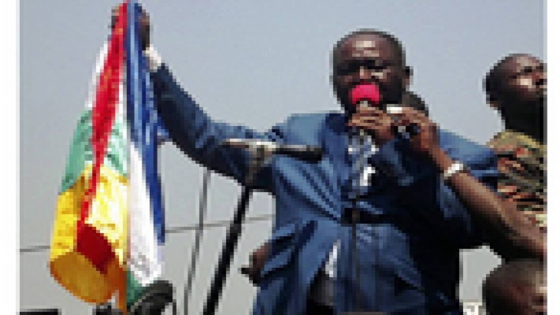 أول رئيس وزراء مسلم في أفريقيا الوسطى يتسلم مهام منصبه رسميا