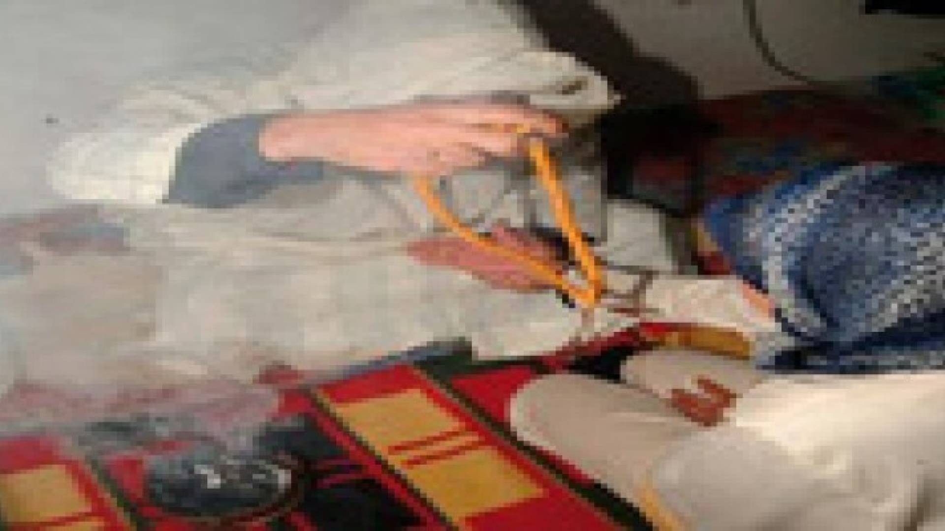 القبض على سيدة تمارس السحر للنصب والاحتيال