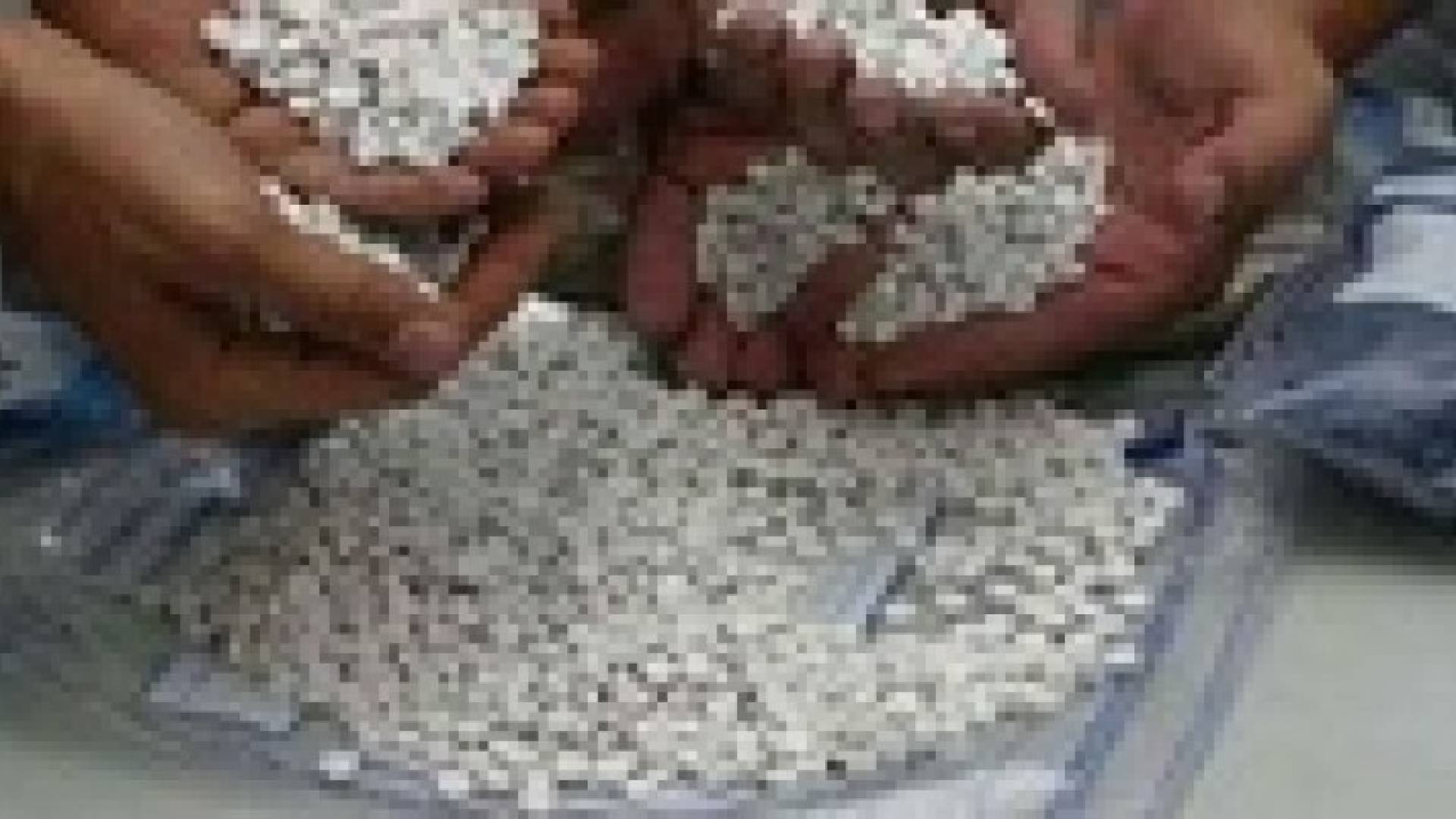 ضبط أسلحة و 150 ألف حبة مخدرة في عمان