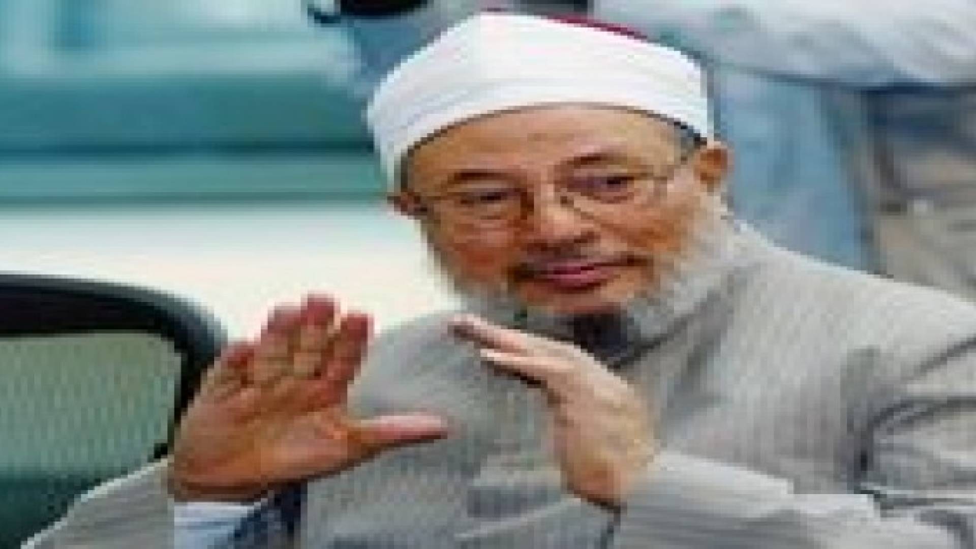 إعادة انتخاب القرضاوي رئيسا للاتحاد العالمي لعلماء المسلمين