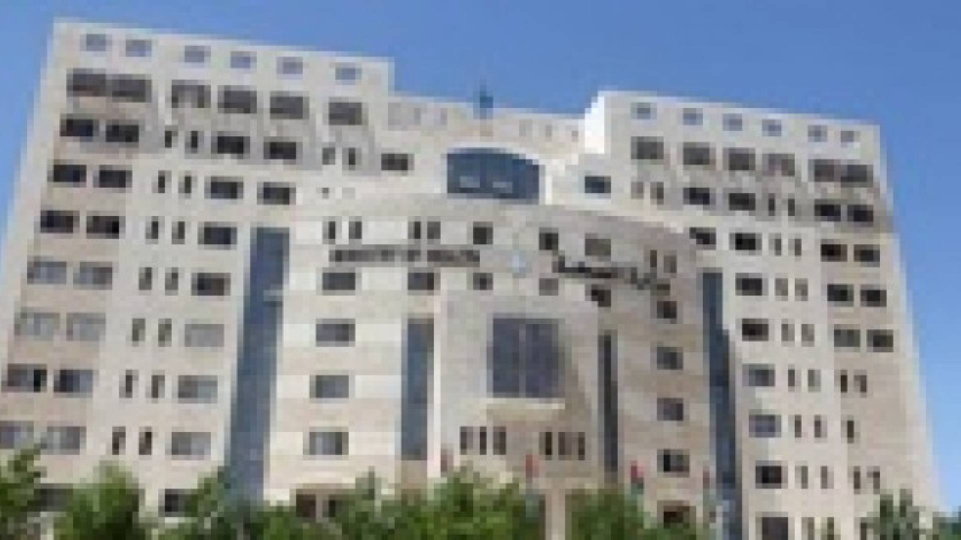 ربع سكان المملكة غير مؤمنين صحيا