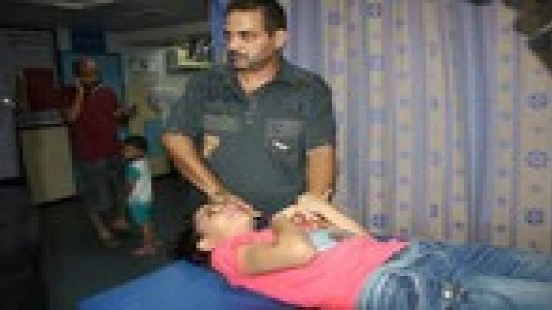 بالفيديو والصور : الاحتلال يدمر بناية سكنية من 14 طابقا في غزة