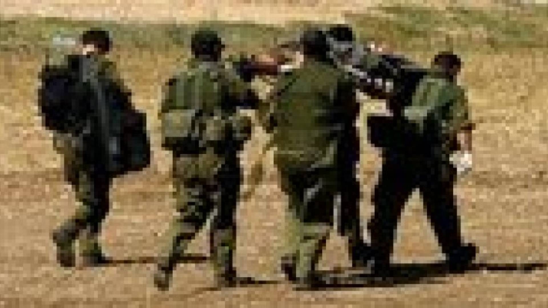اصابة 5 جنود بينهم 3 بحالة الخطر جراء سقوط قذائف هاون في محيط منطقة إيرز شمال قطاع غزة