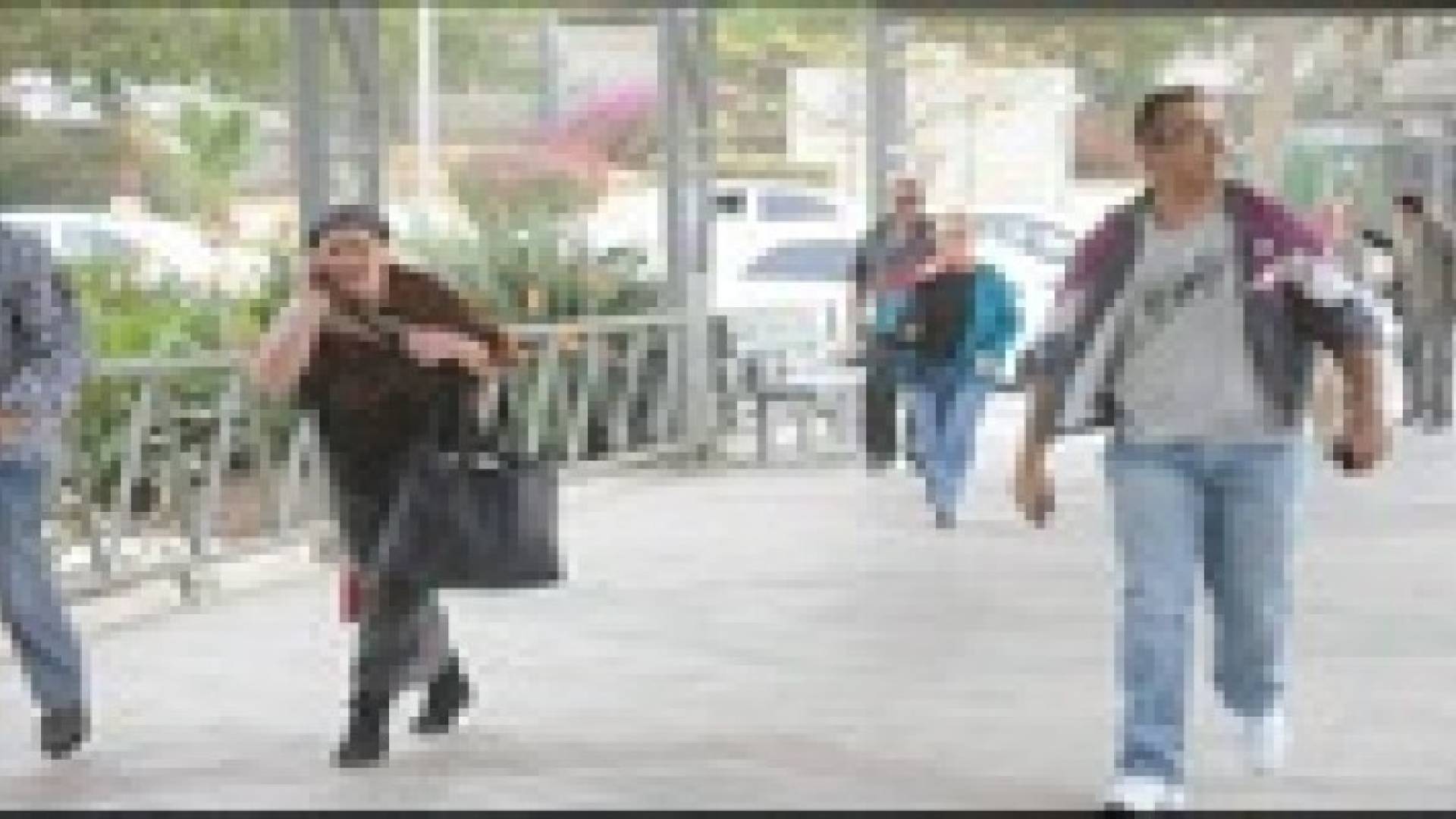 صواريخ المقاومة  تجبر المستوطنين على النزوح من منازلهم الميحطة بغزة