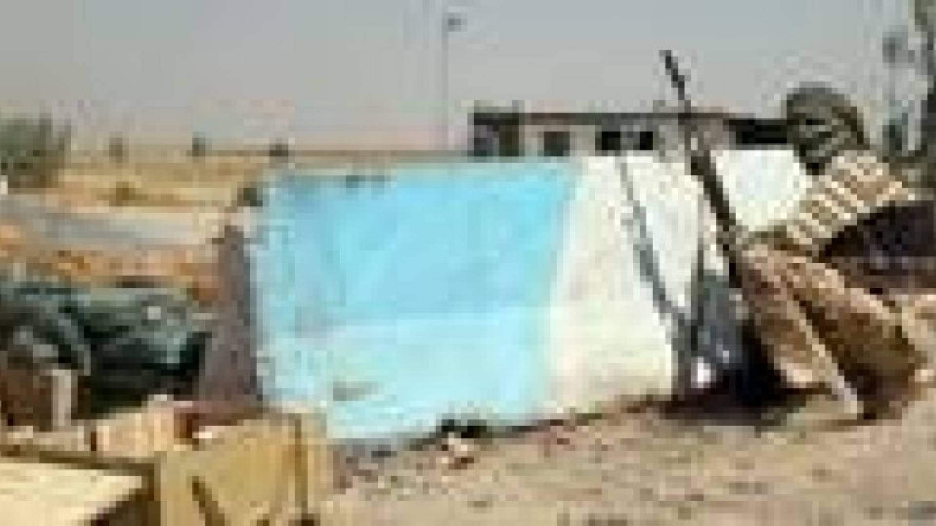 طائرات أمريكية وفرنسية وبريطانية وأسترالية تلقي مساعدات على آمرلي العراقية المحاصرة