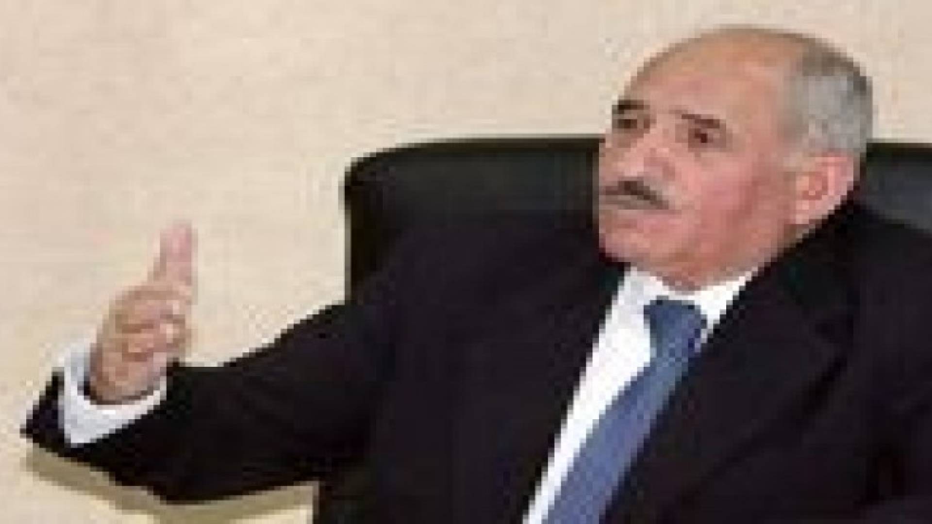 الذنيبات يرفع تعديلات الخدمة المدنية المتفق عليها مع "المعلمين "الى رئاسة الوزراء