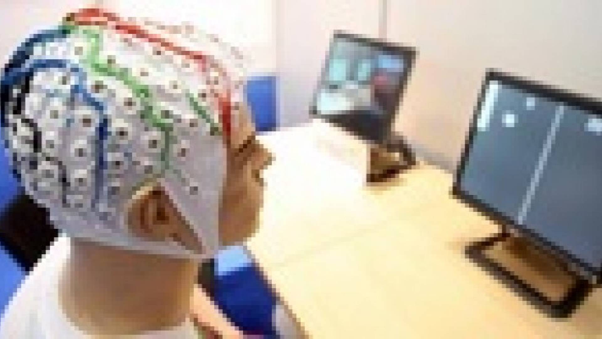 لأول مرة.. تخاطر إلكتروني ورسائل متبادلة