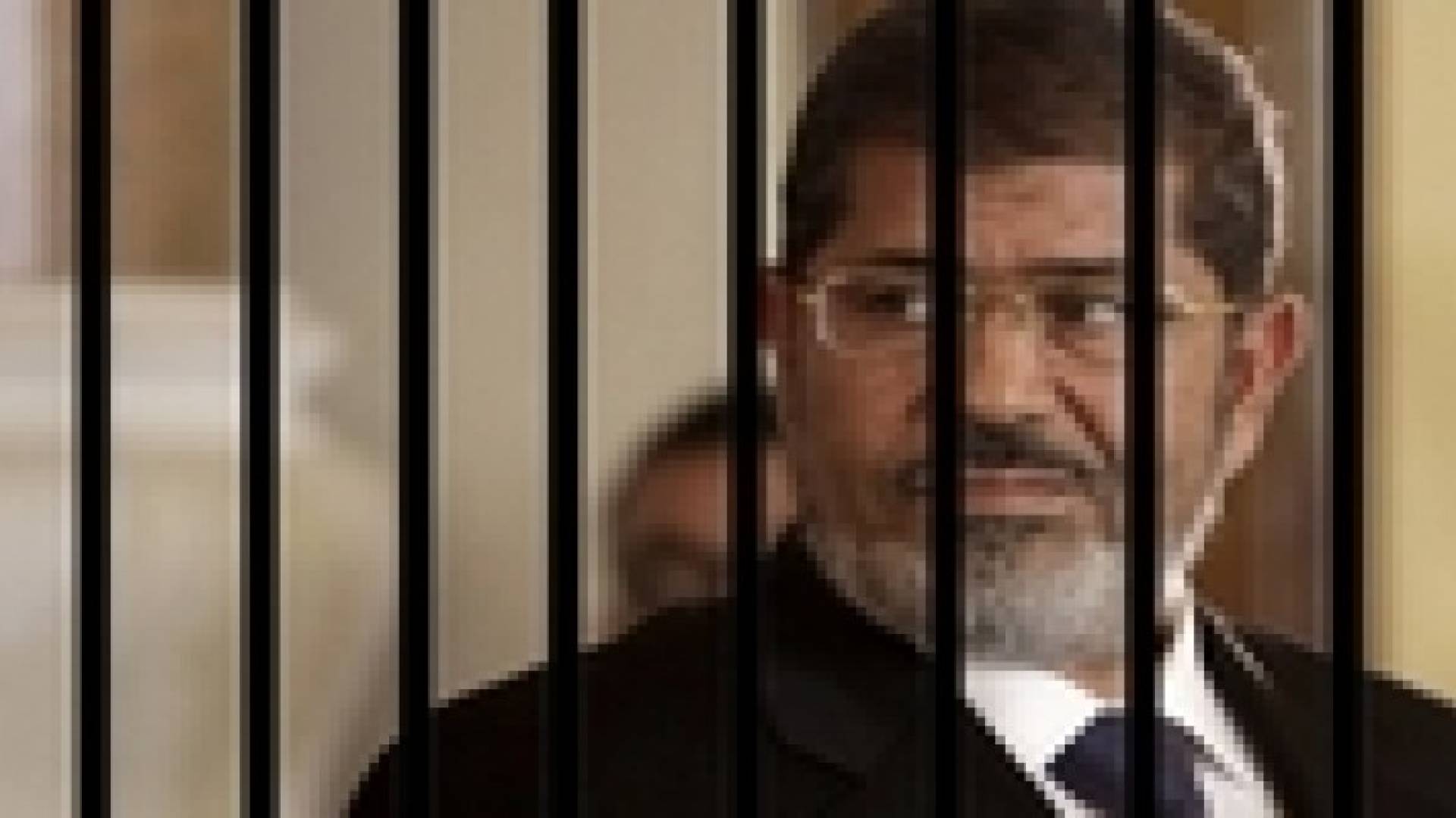 مصر : إحالة مرسي لمحكمة الجنايات بتهمة تسريب وثائق أمنية  لقطر