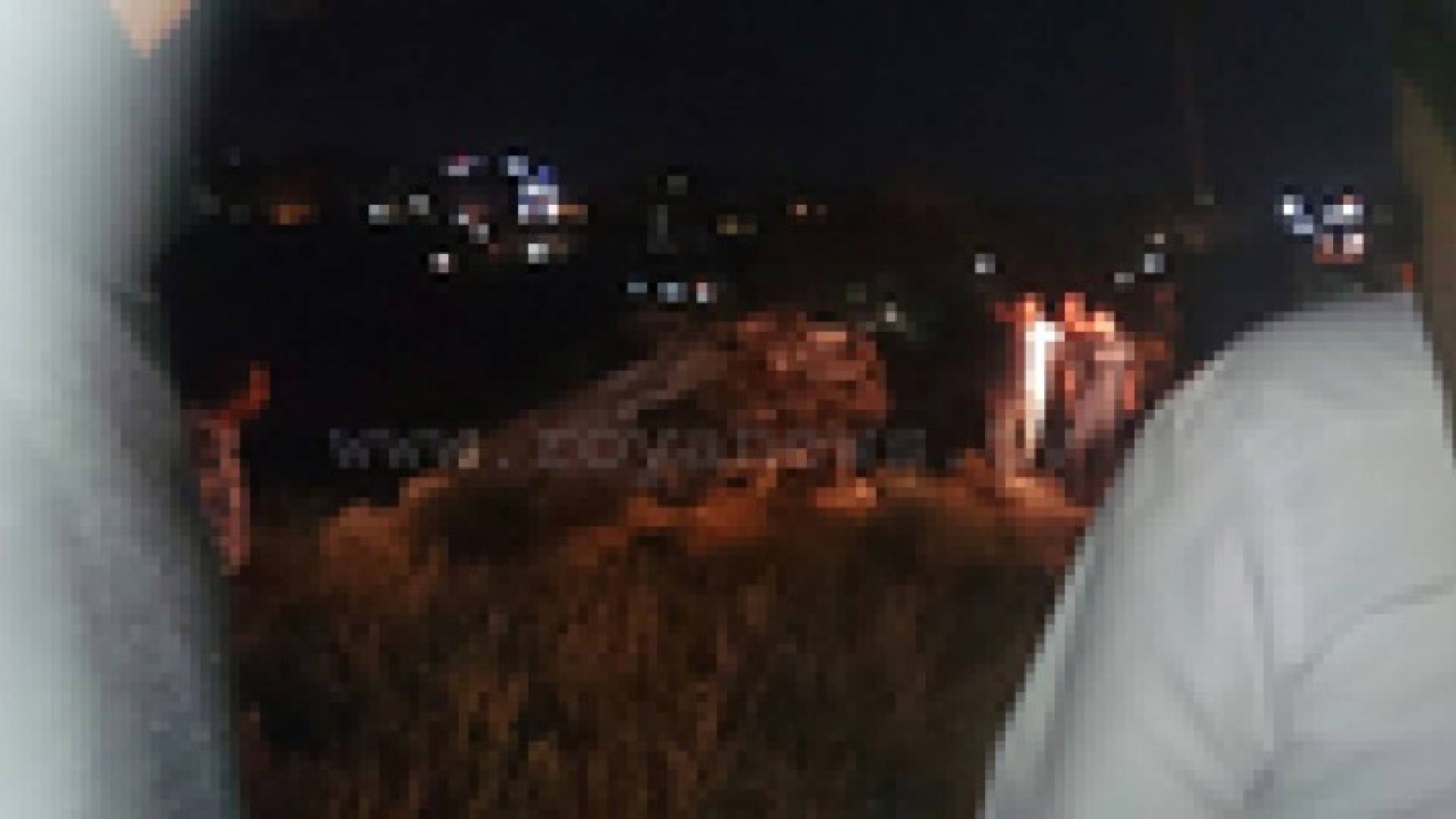 عبدون : أزمة سير خانقة بعد تدهور سيارة سعودية .. صور