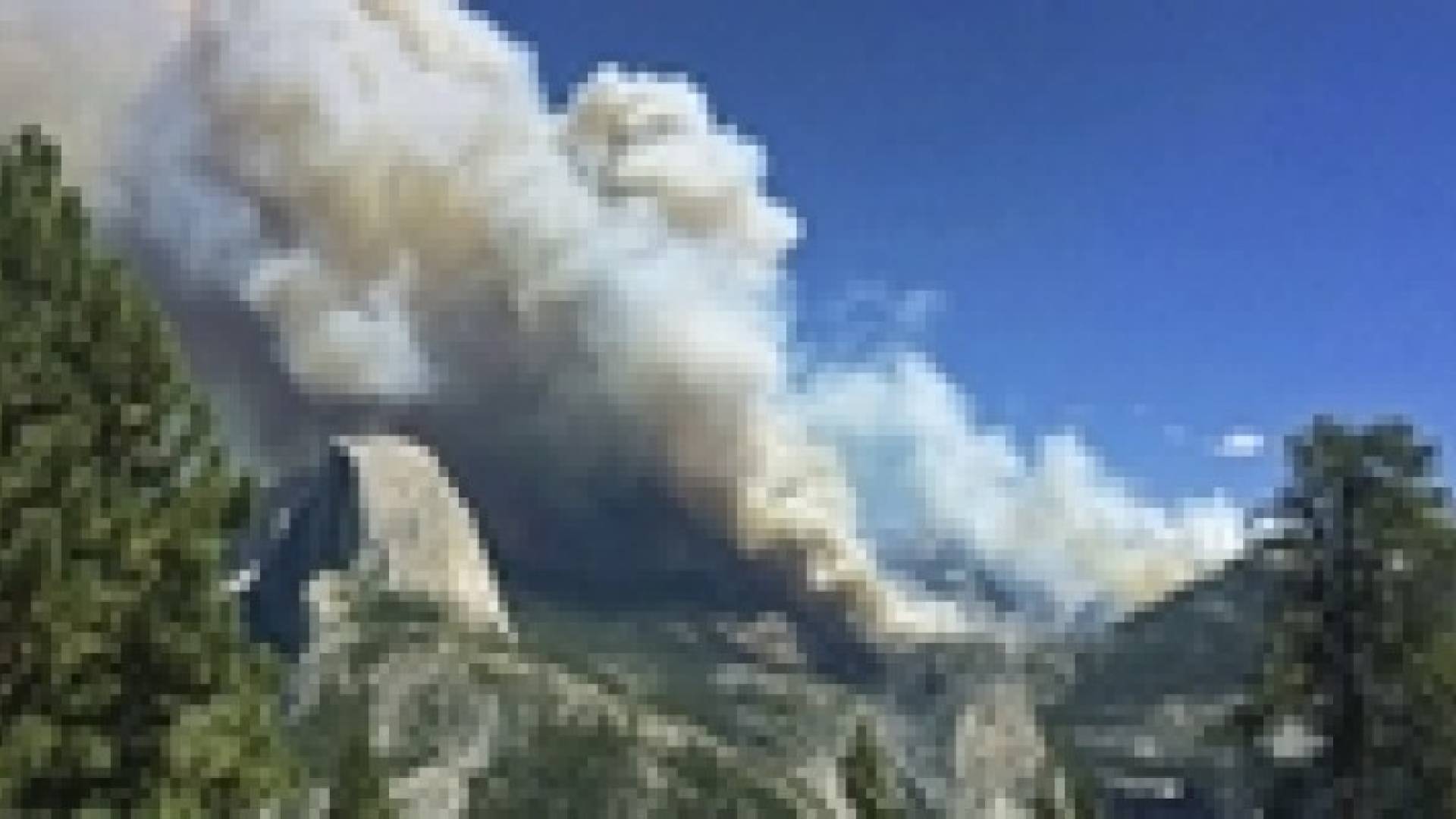 حريق بمتنزه يوسمايت الأمريكى والسلطات تجلى الزائرين بالمروحيات