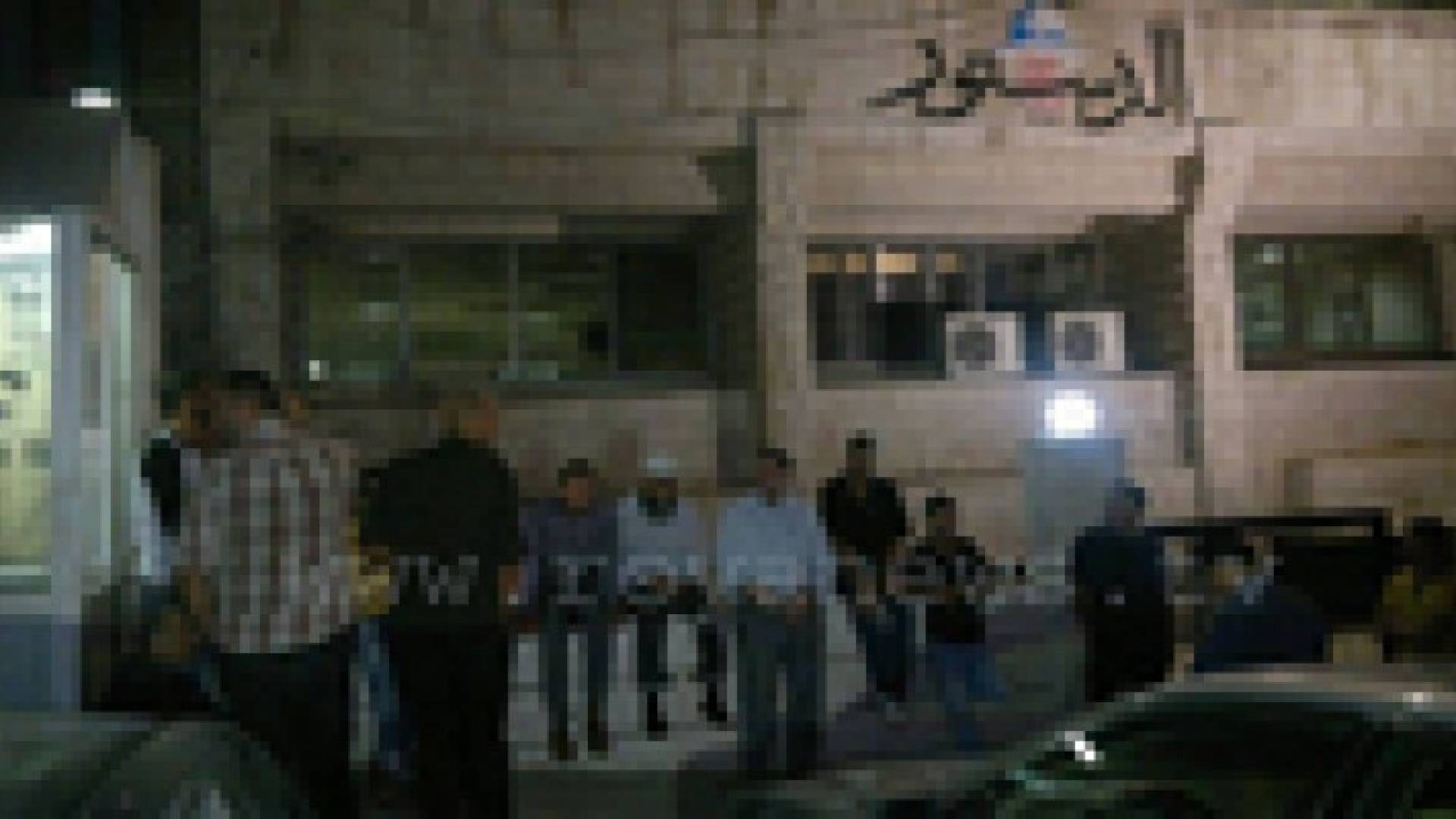 عمال جريدة الدستور : لن تصدر طبعة الجريدة ليوم الخميس.. صور وفيديو