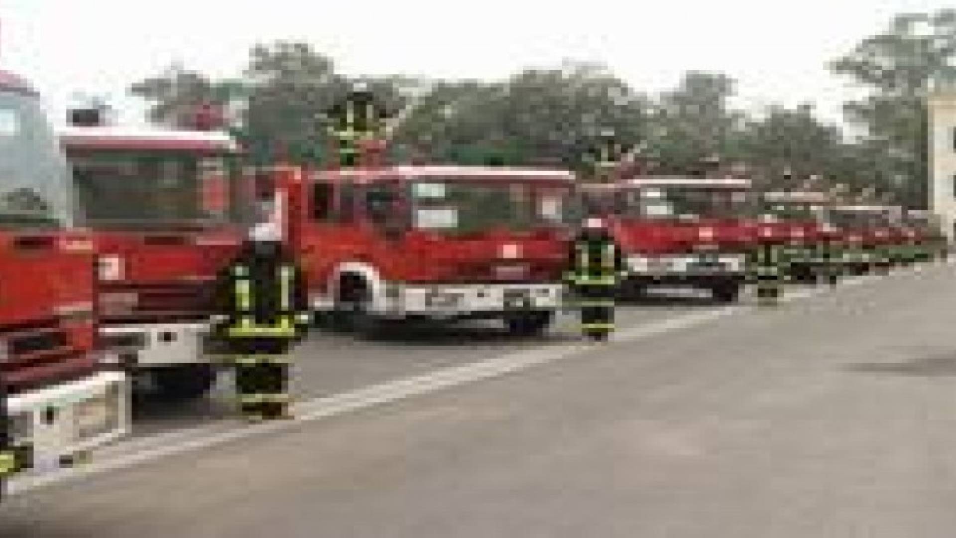 المديرية العامة للدفاع المدني تحتفل بتخريج دورتي للمستجدين في اقليمي الجنوب والشمال