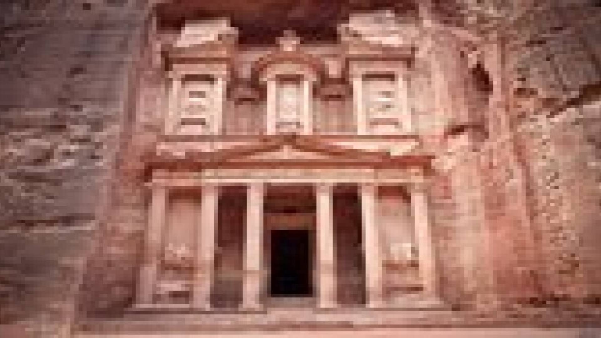 النائب الفرجات : وسائل اعلام غربية وعبرية تدعي وجود داعش في " البتراء "