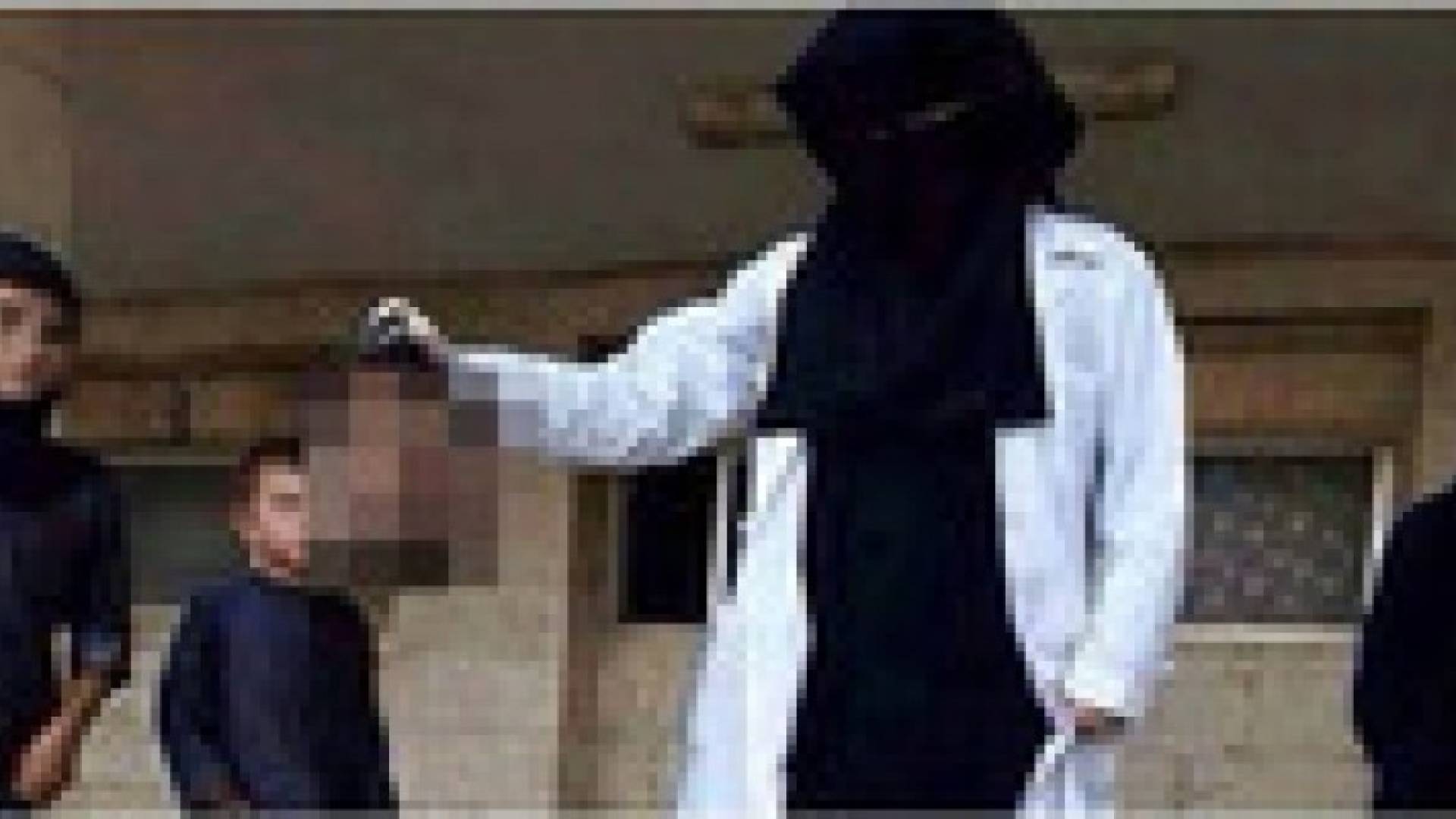 طبيبة بريطانية تزاول عملها مع "داعش" بقطع الرؤوس