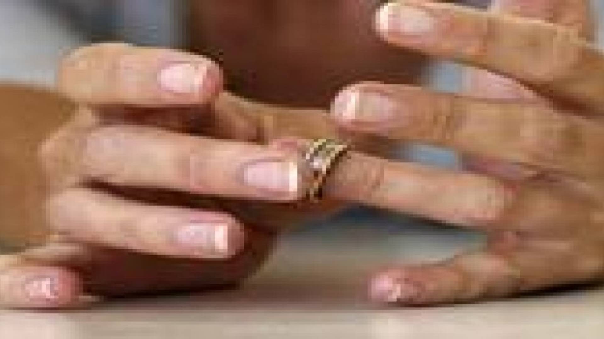 تراجع حالات الطلاق بنسبة 30,5% عام 2013