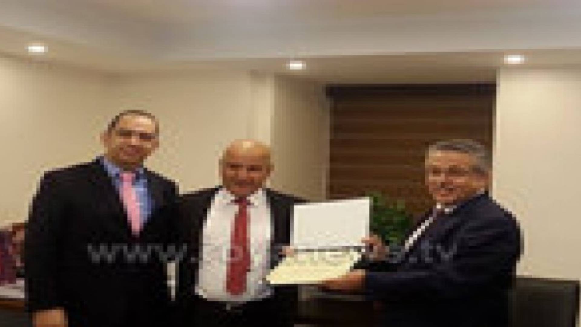 فلسطين الدولية والبيارة توزعان جوائز فلسطين للثقافة بمناسبة "يوم ثقافي لفلسطين3" .. صور