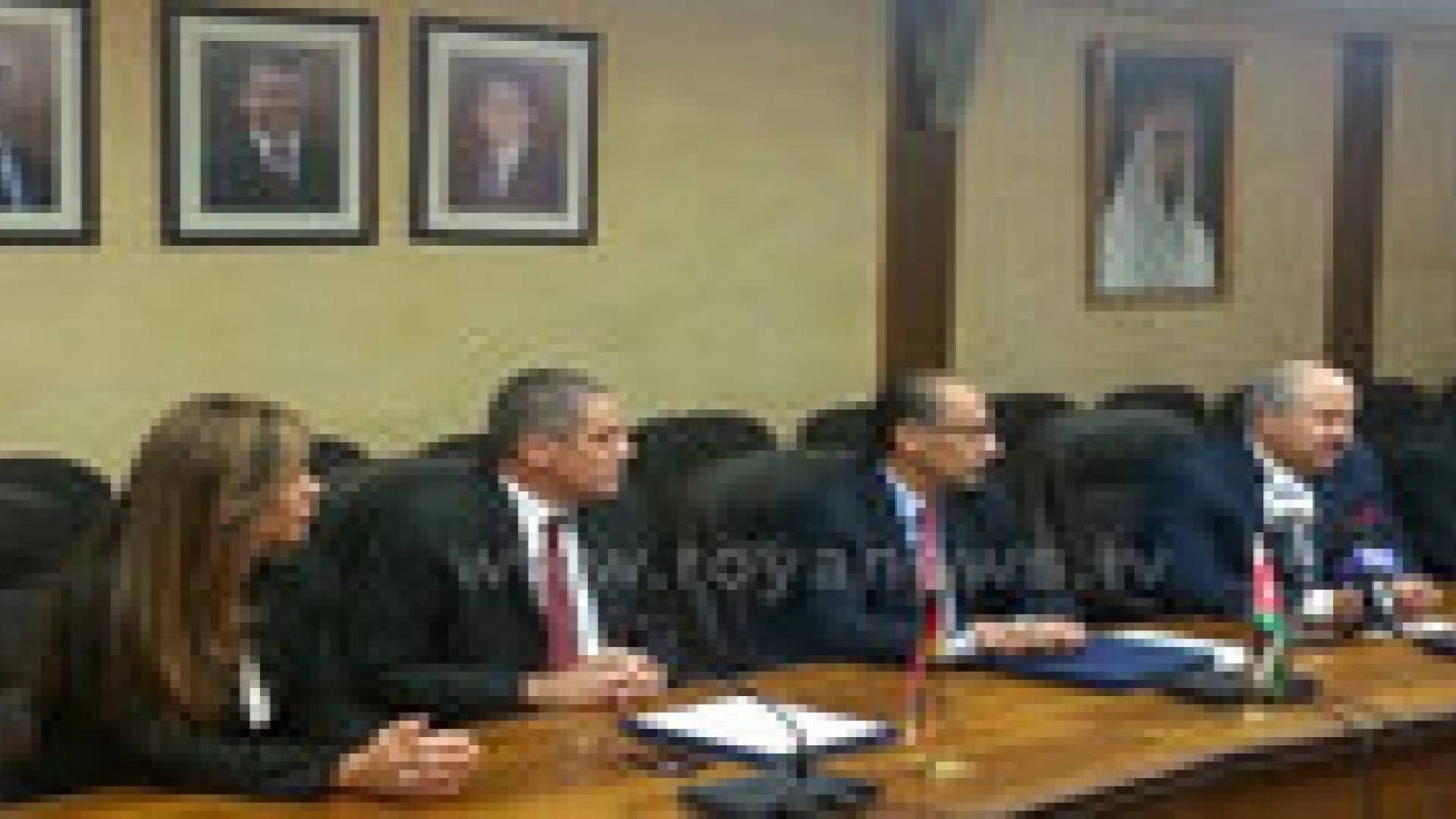 ألمانيا تقدم منحة بـ 15 مليون يورو لتوفير المياه للاجئين السوريين فى الأردن