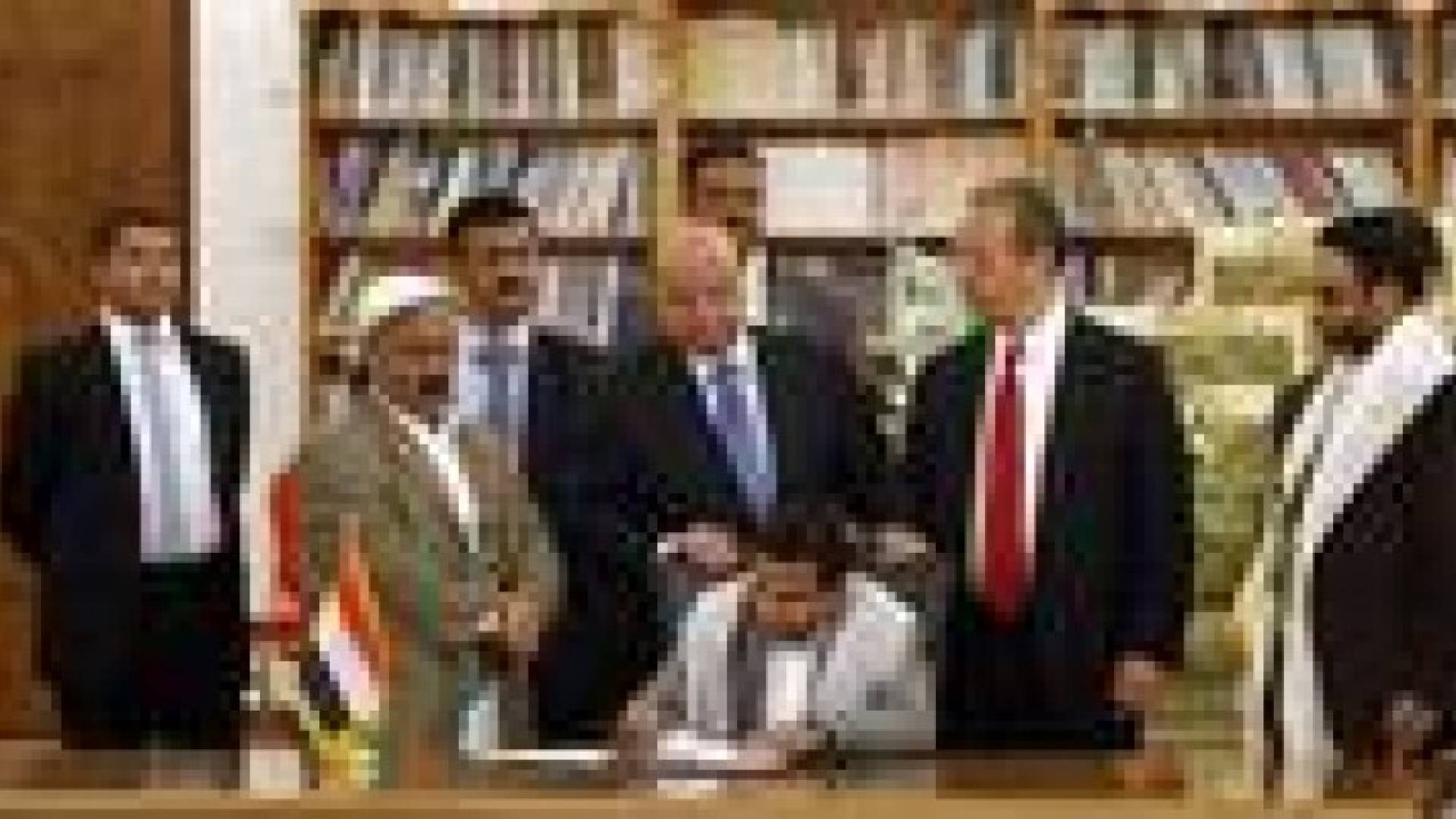 اليمن : اتفاق سلام  بين الرئيس والحوثيين بعد سقوط صنعاء