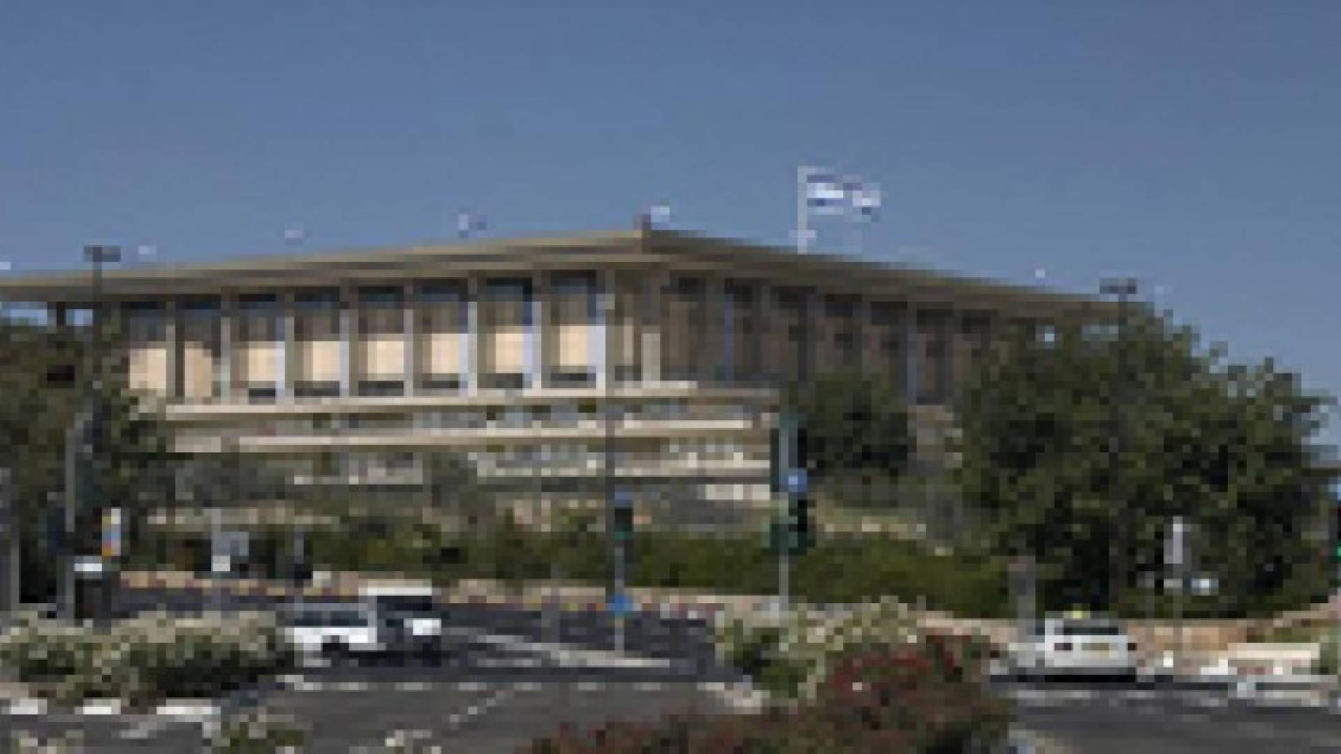 اسرائيل تقر قانون منع الافراج عن الأسرى